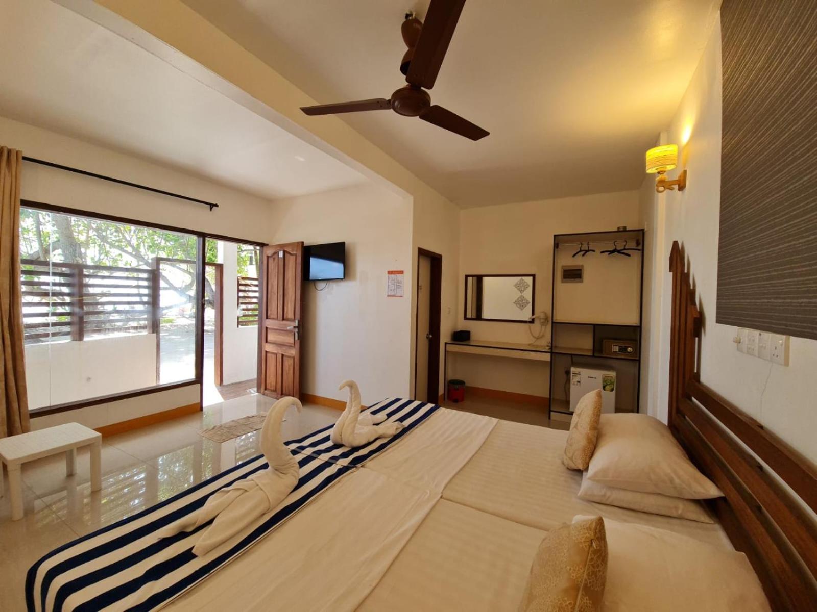 Deluxe Double Room - Photo 3