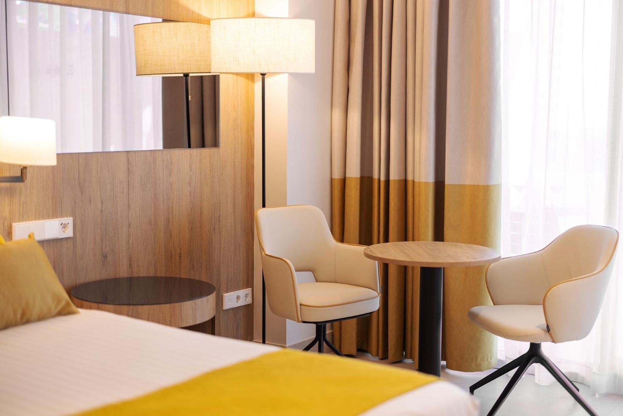 Superior Deluxe Double room with terrace - Photo 3