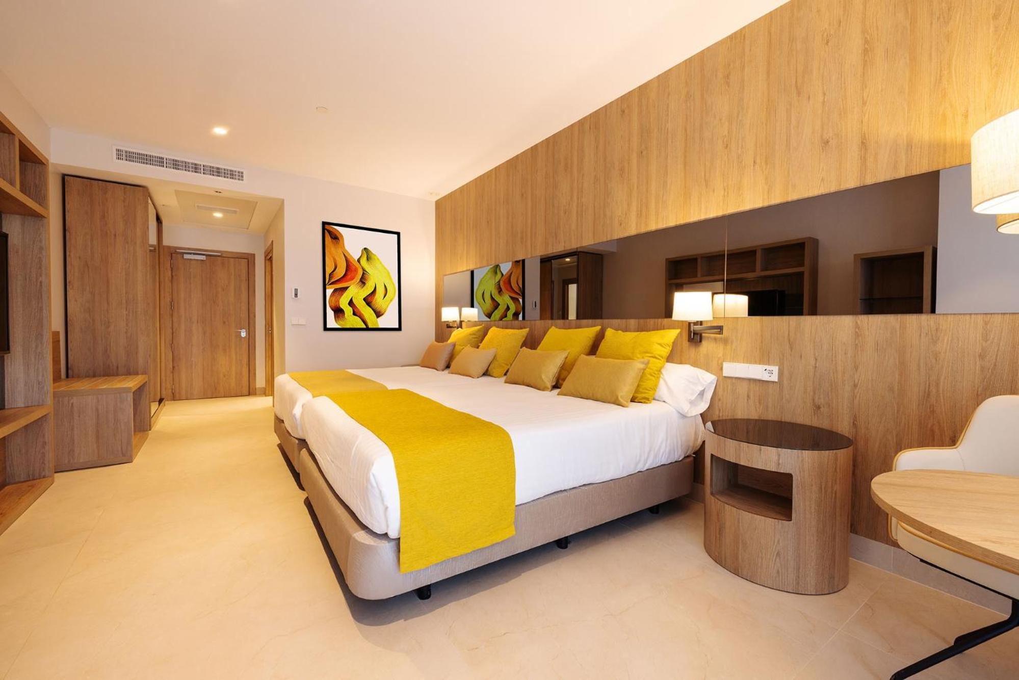 Superior Deluxe Double room with terrace - Photo 2