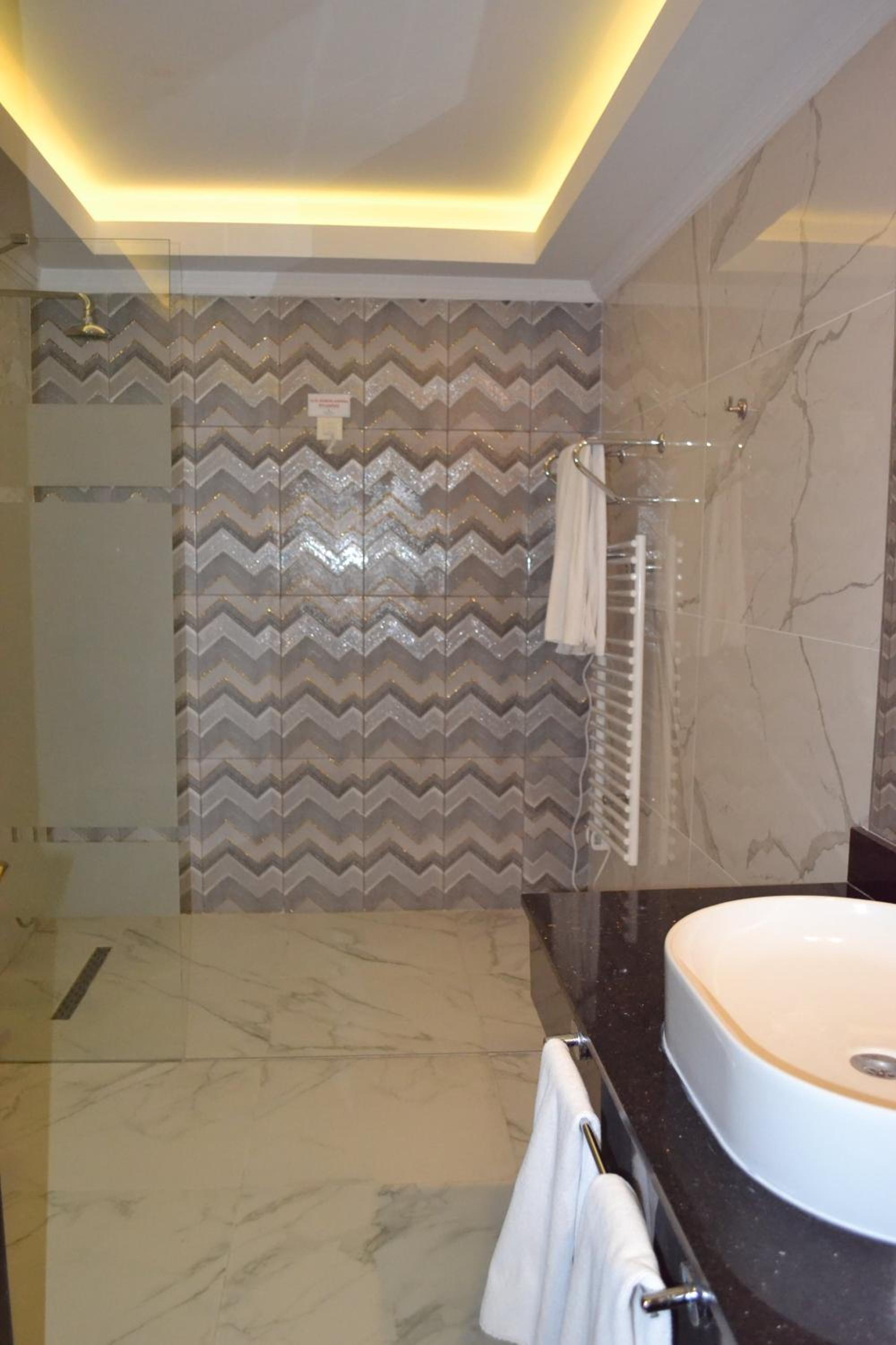 Double Room - Photo 3