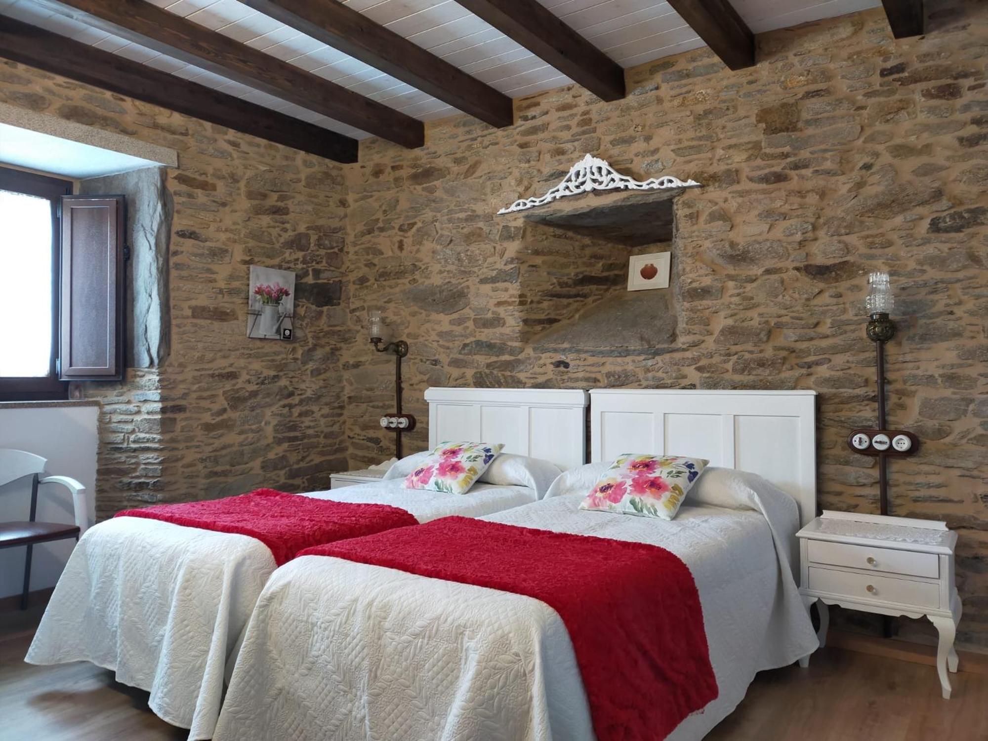 Habitación Doble con Baño Privado