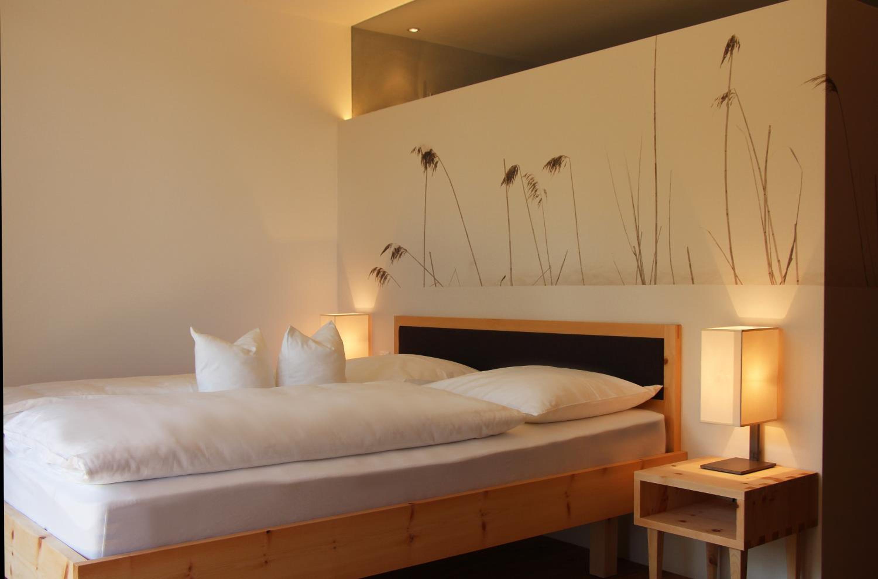 Comfort Double Room with Balcony - Photo 2
