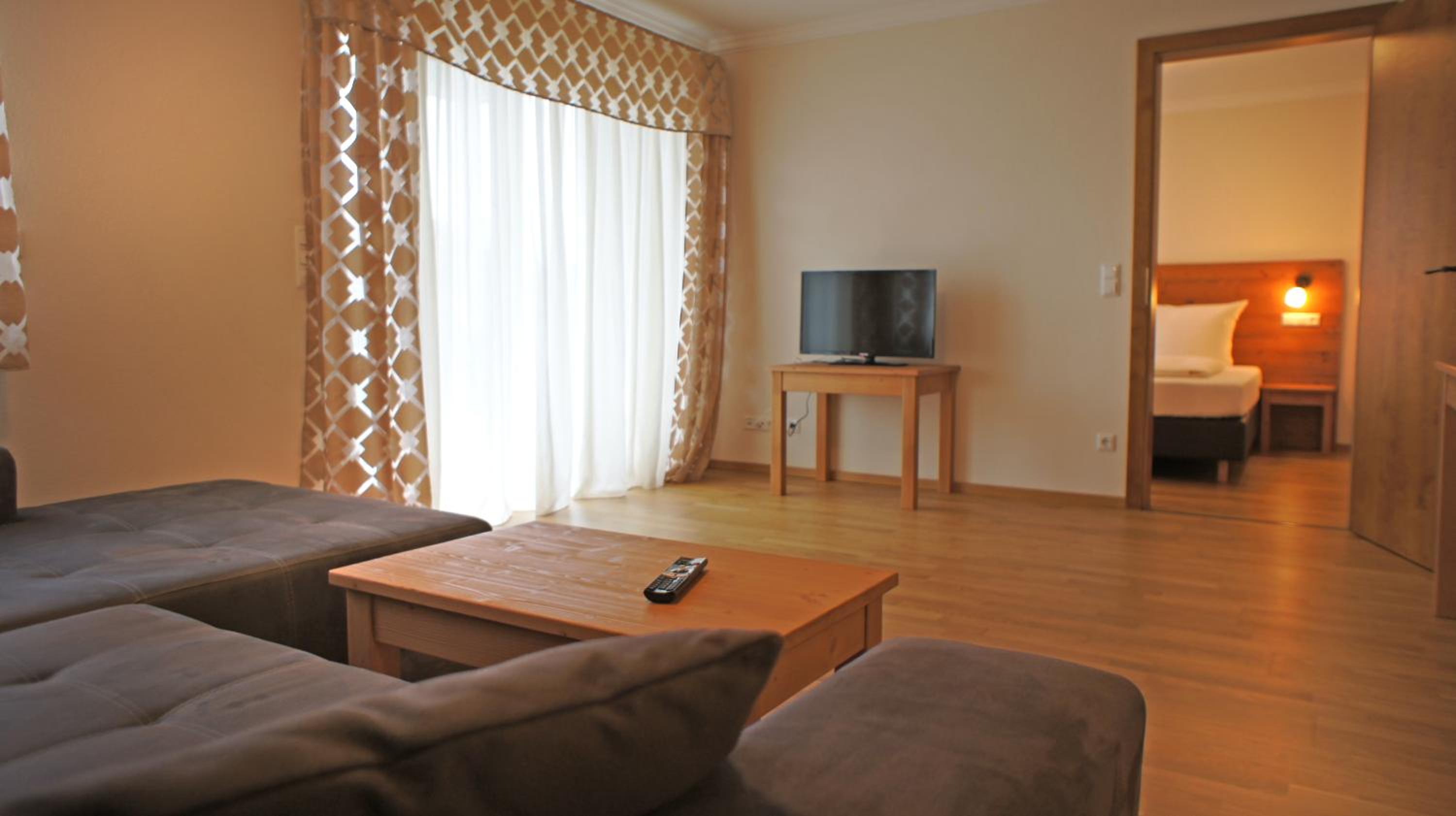 Deluxe Suite