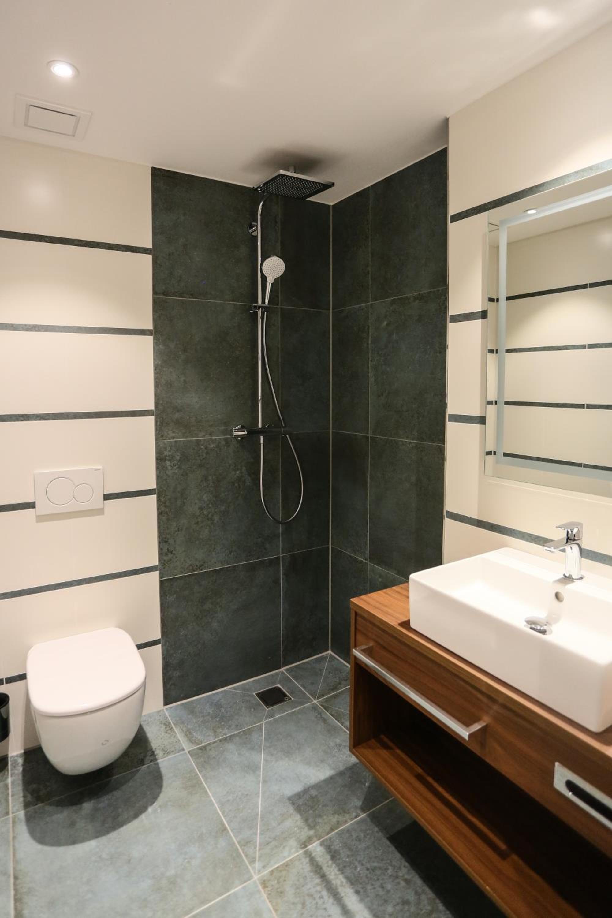 Standard Double Room - Photo 2