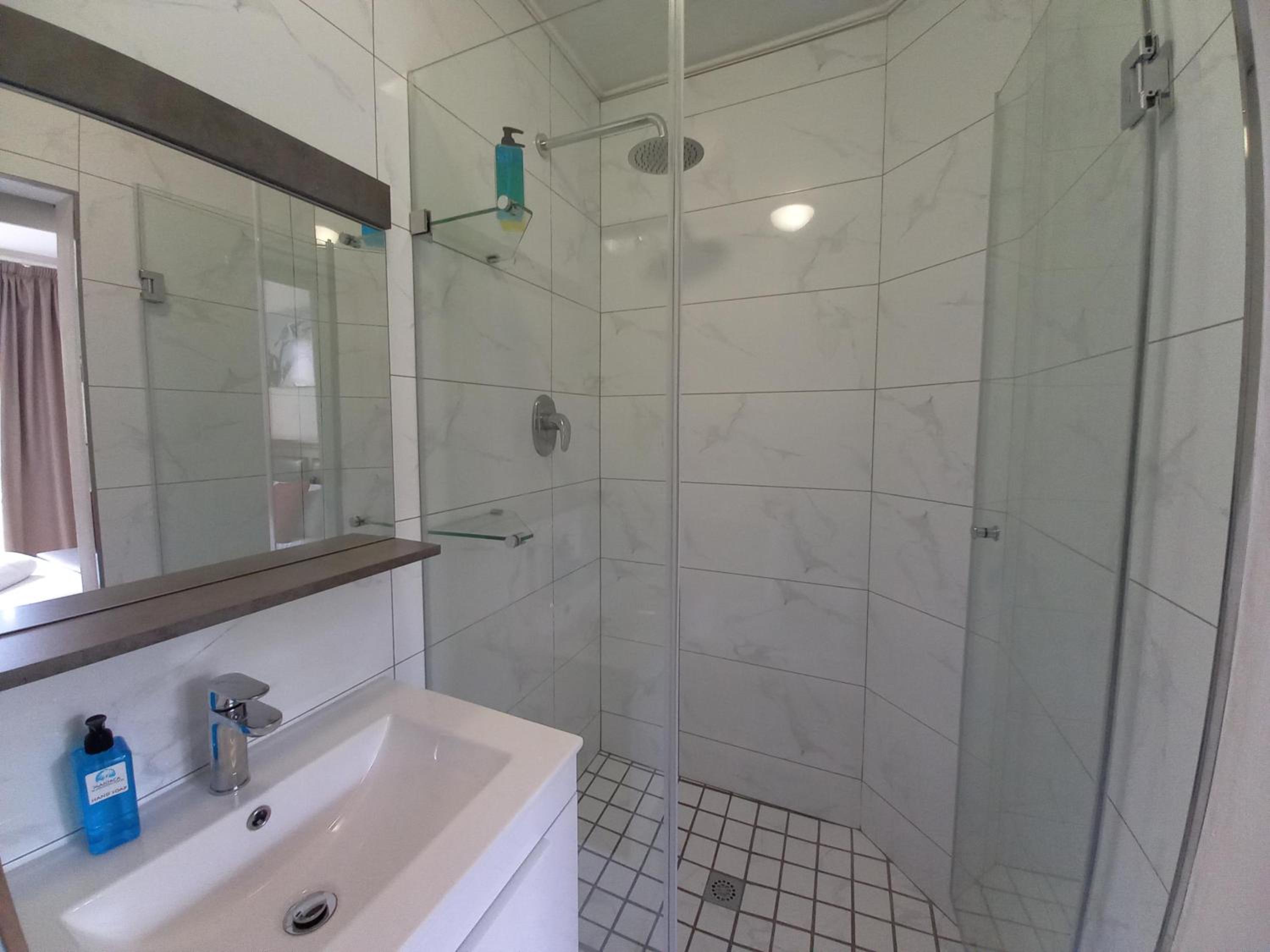 Two-Bedroom Apartment - Photo 15