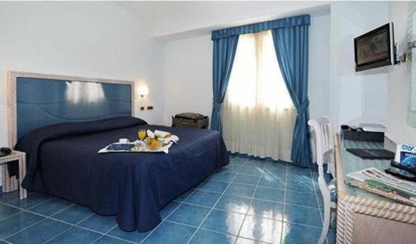 Standard Double Room - Photo 1