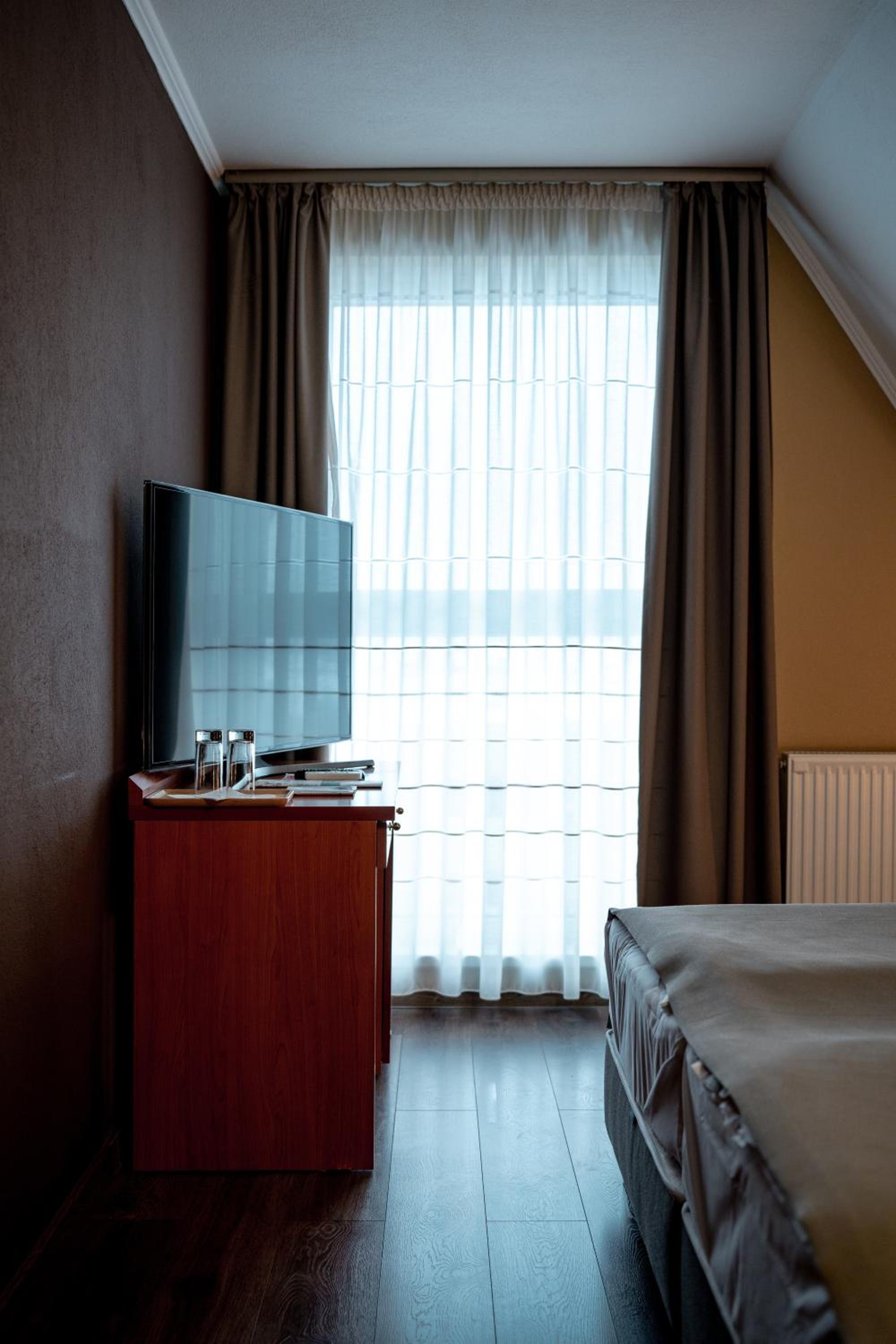 Standard Double Room photo 2