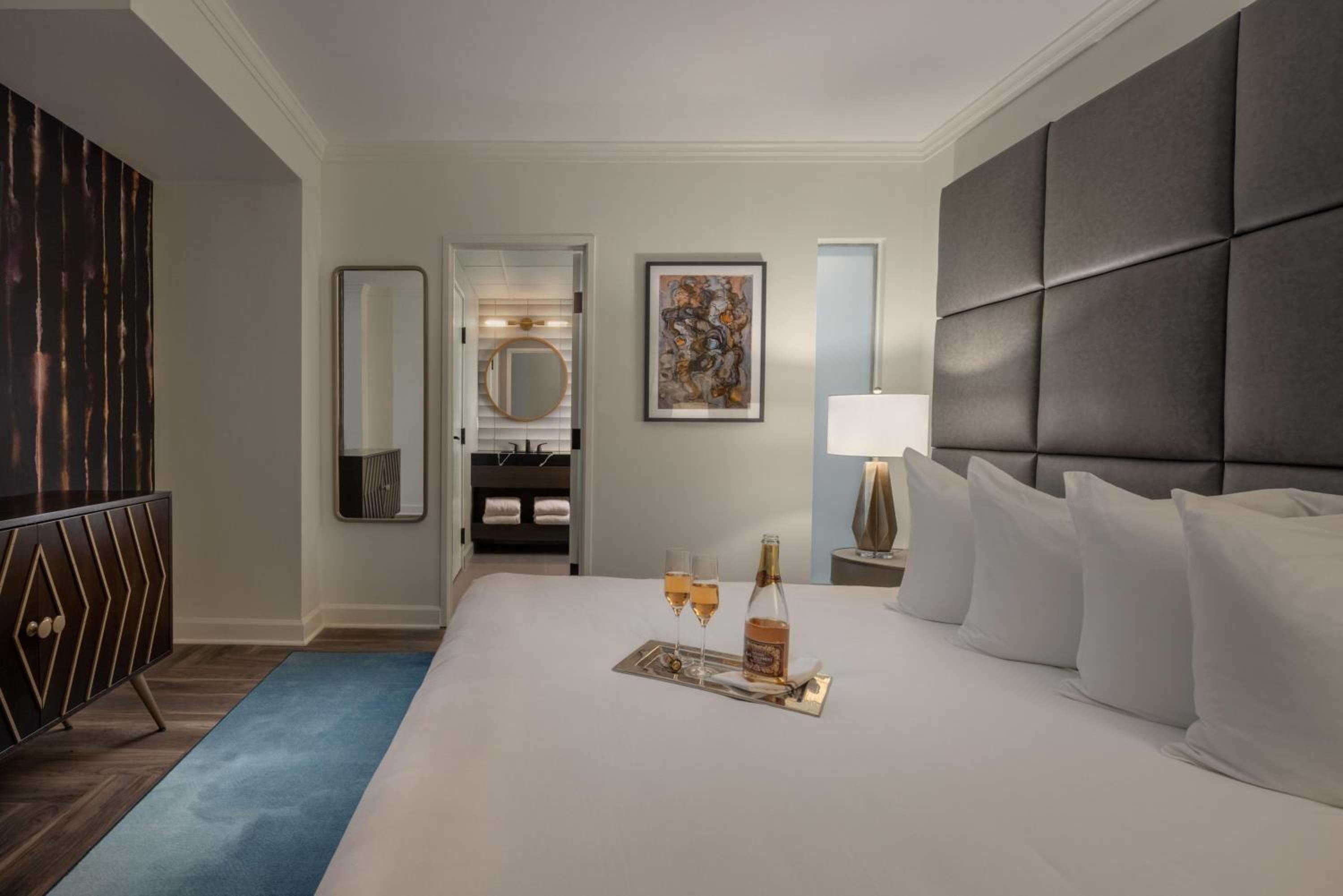 Large King Room