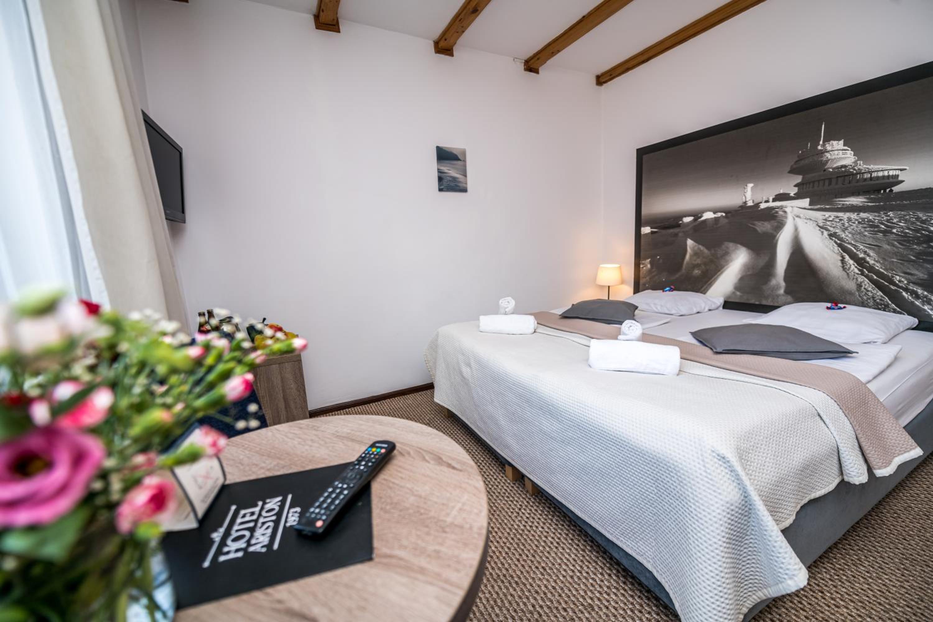 Double or Twin Room - Photo 49