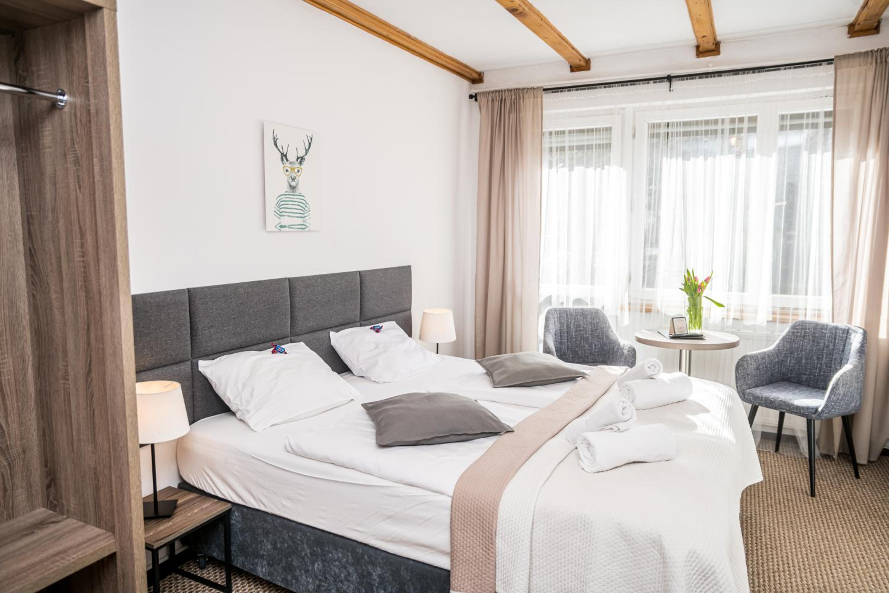 Double or Twin Room - Photo 10