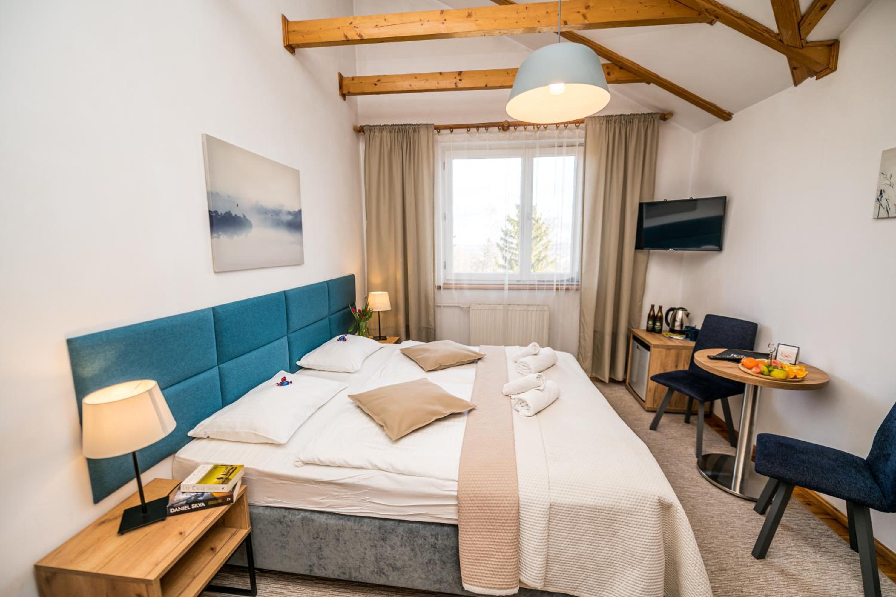 Double or Twin Room - Photo 21
