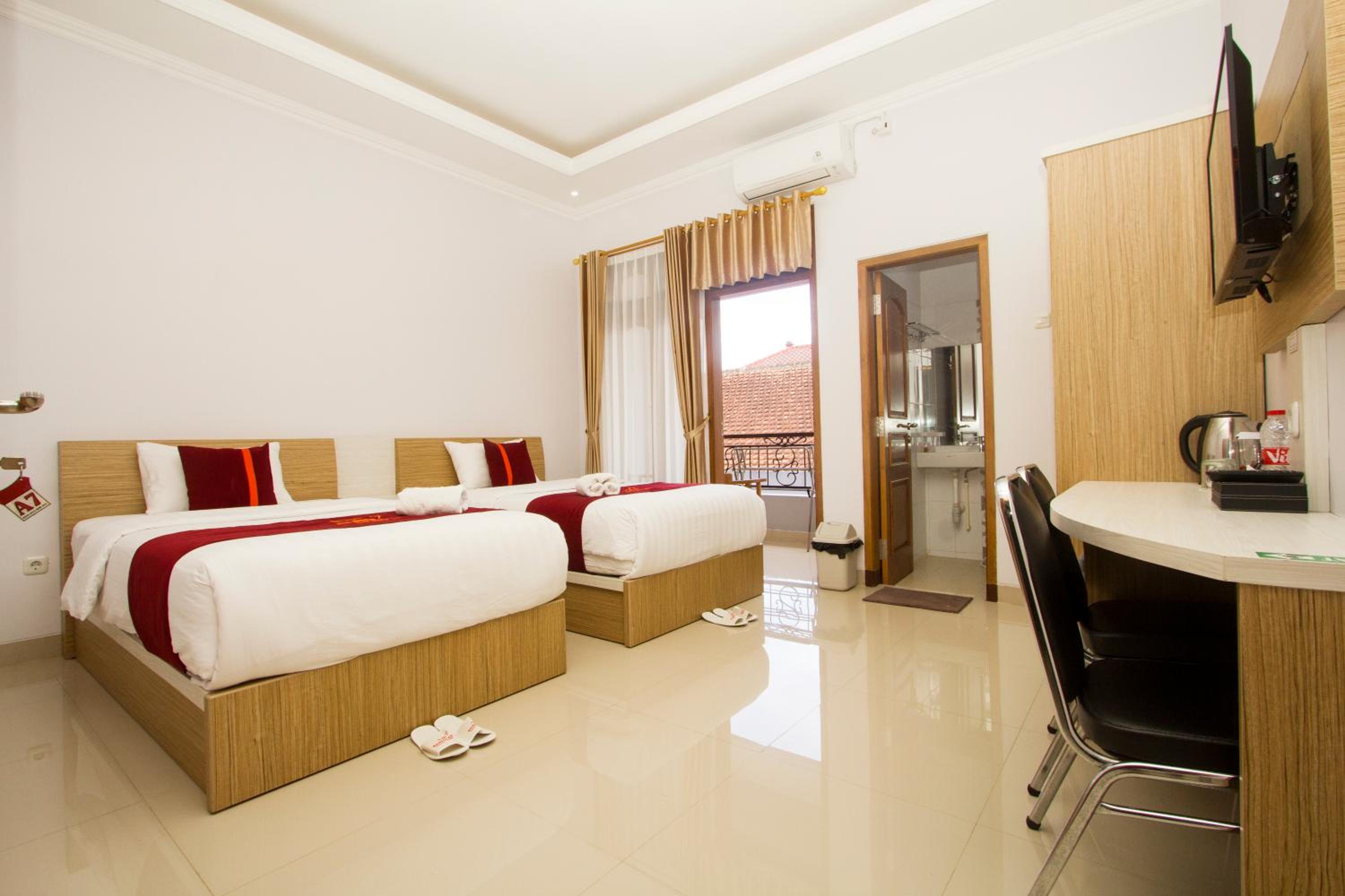 Deluxe Twin Room - Photo 1