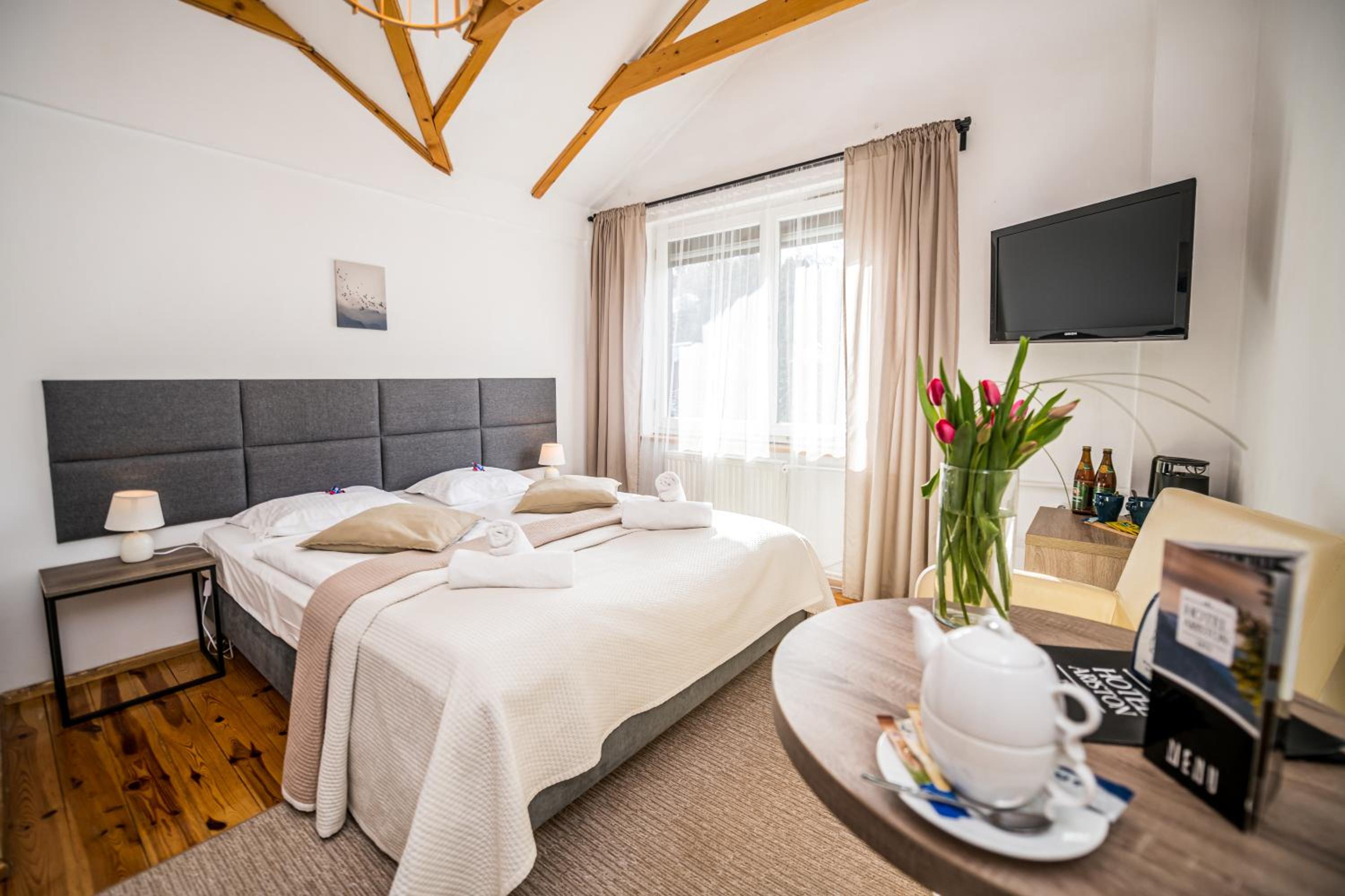 Double or Twin Room - Photo 32