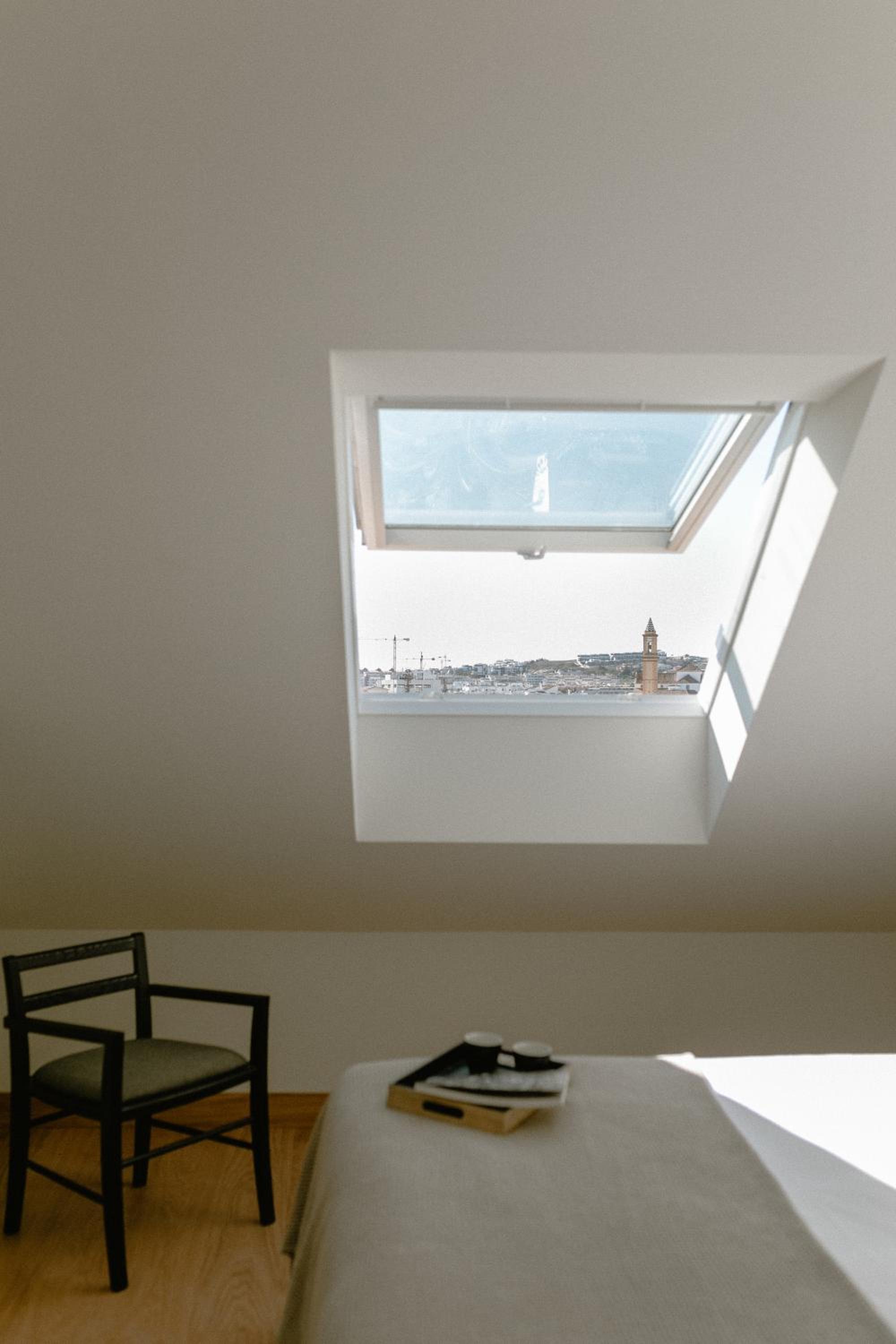 Double or Twin Room - Photo 11