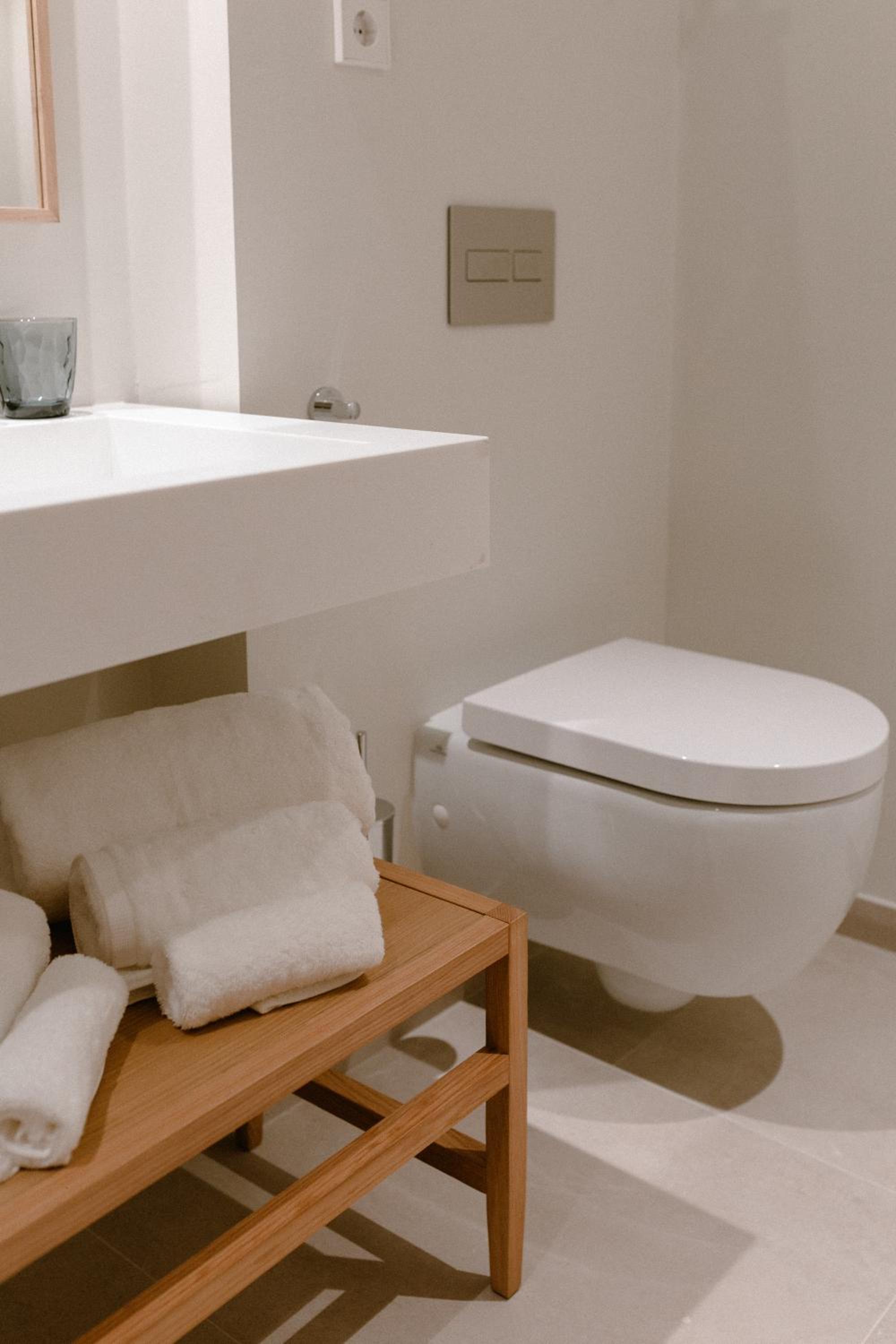 Double or Twin Room - Photo 18