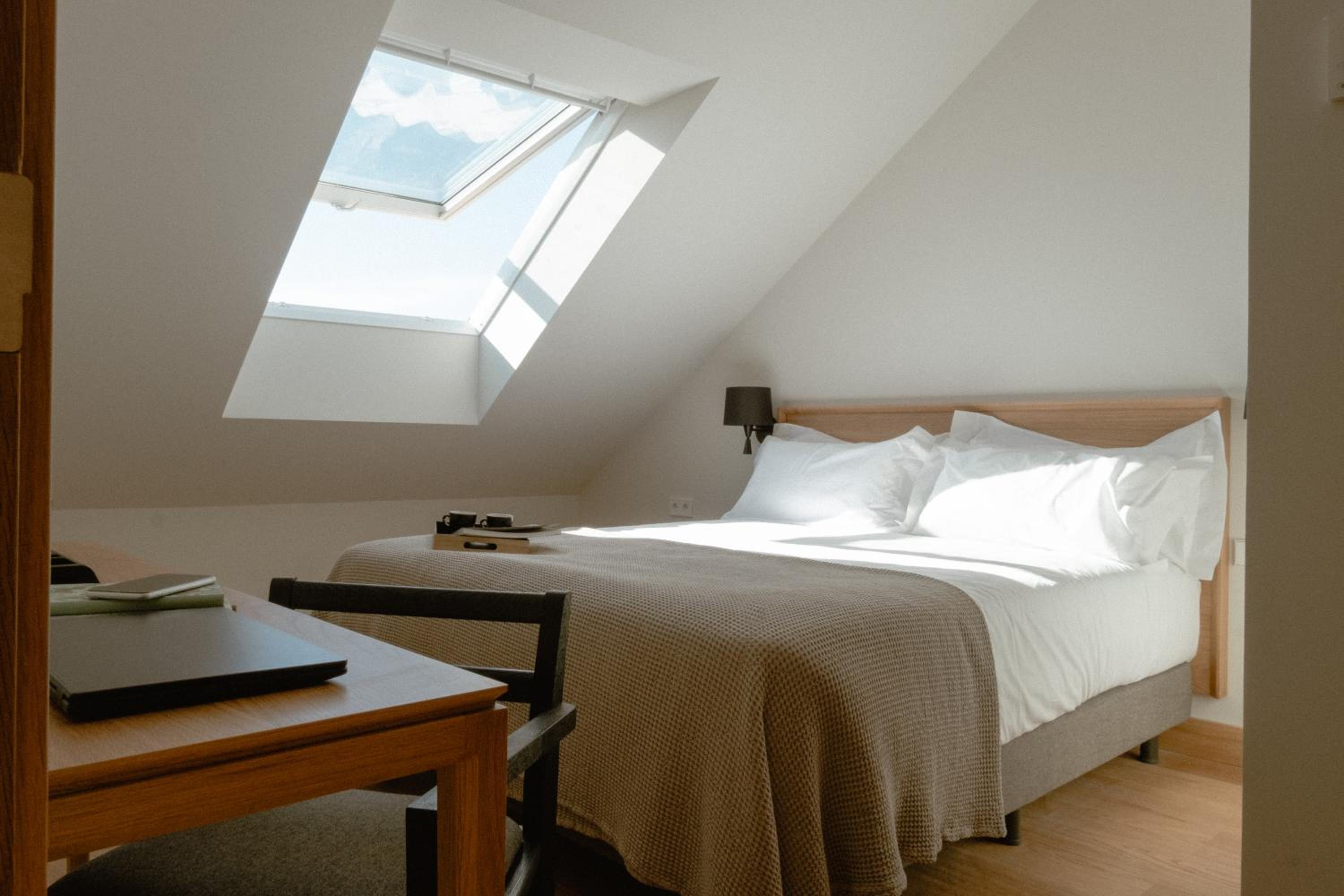 Double or Twin Room - Photo 10