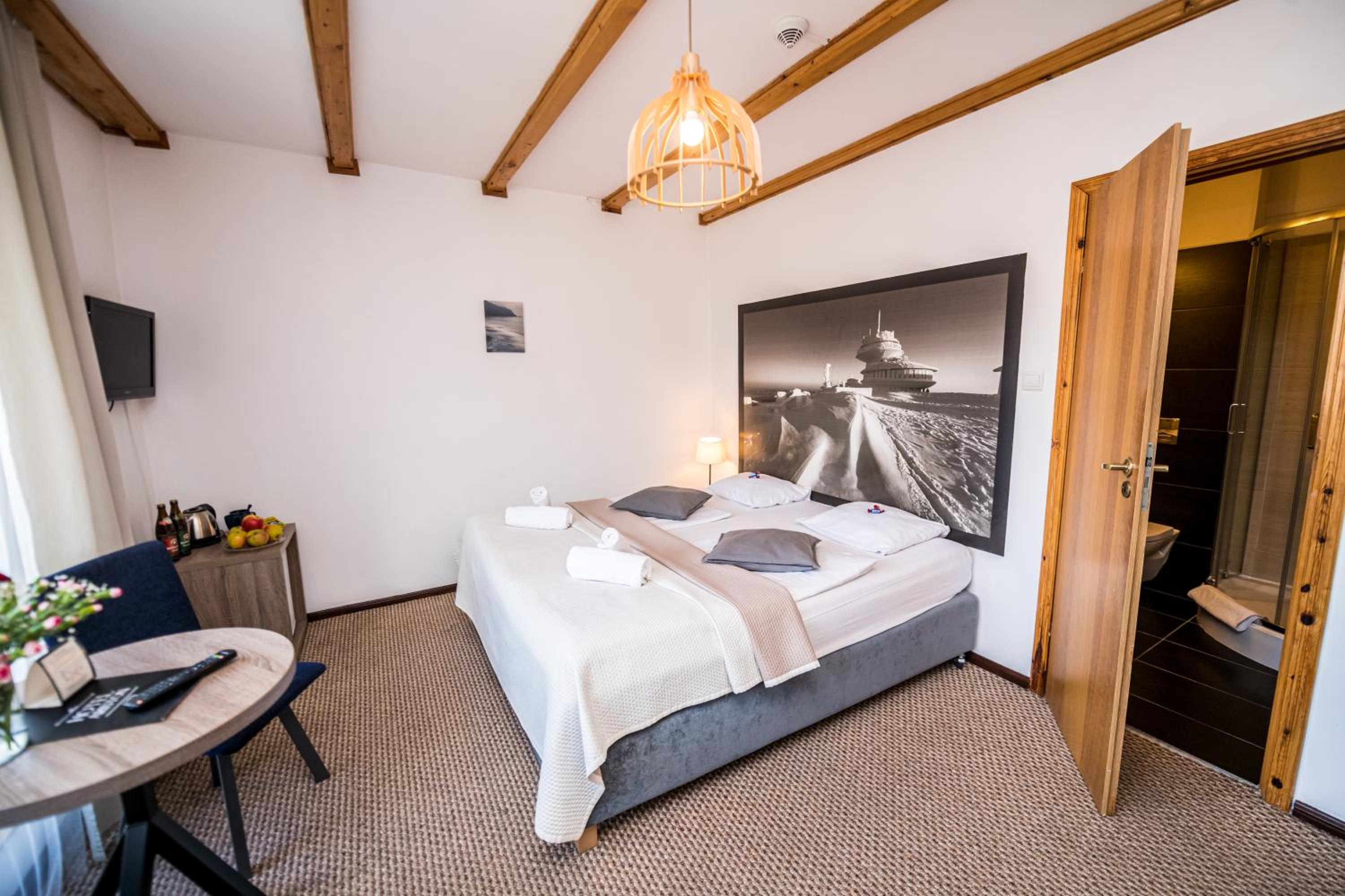 Double or Twin Room - Photo 50
