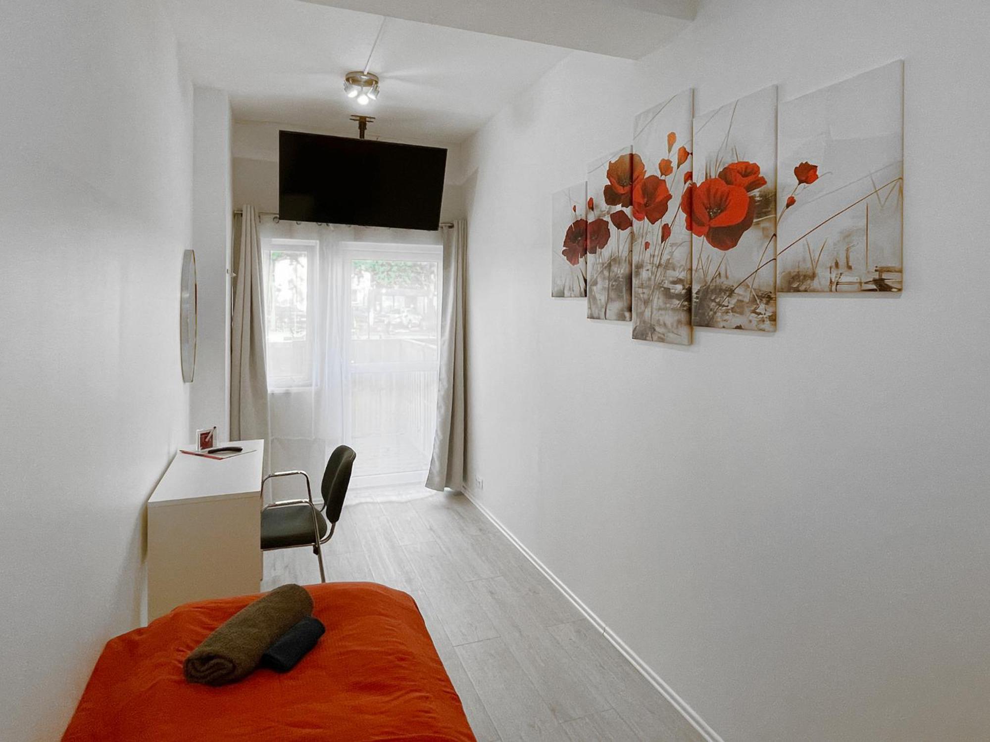 Studio Apartment