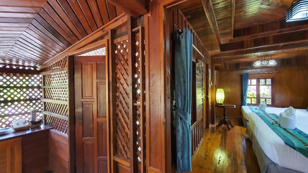 Double Room with Terrace - Photo 8