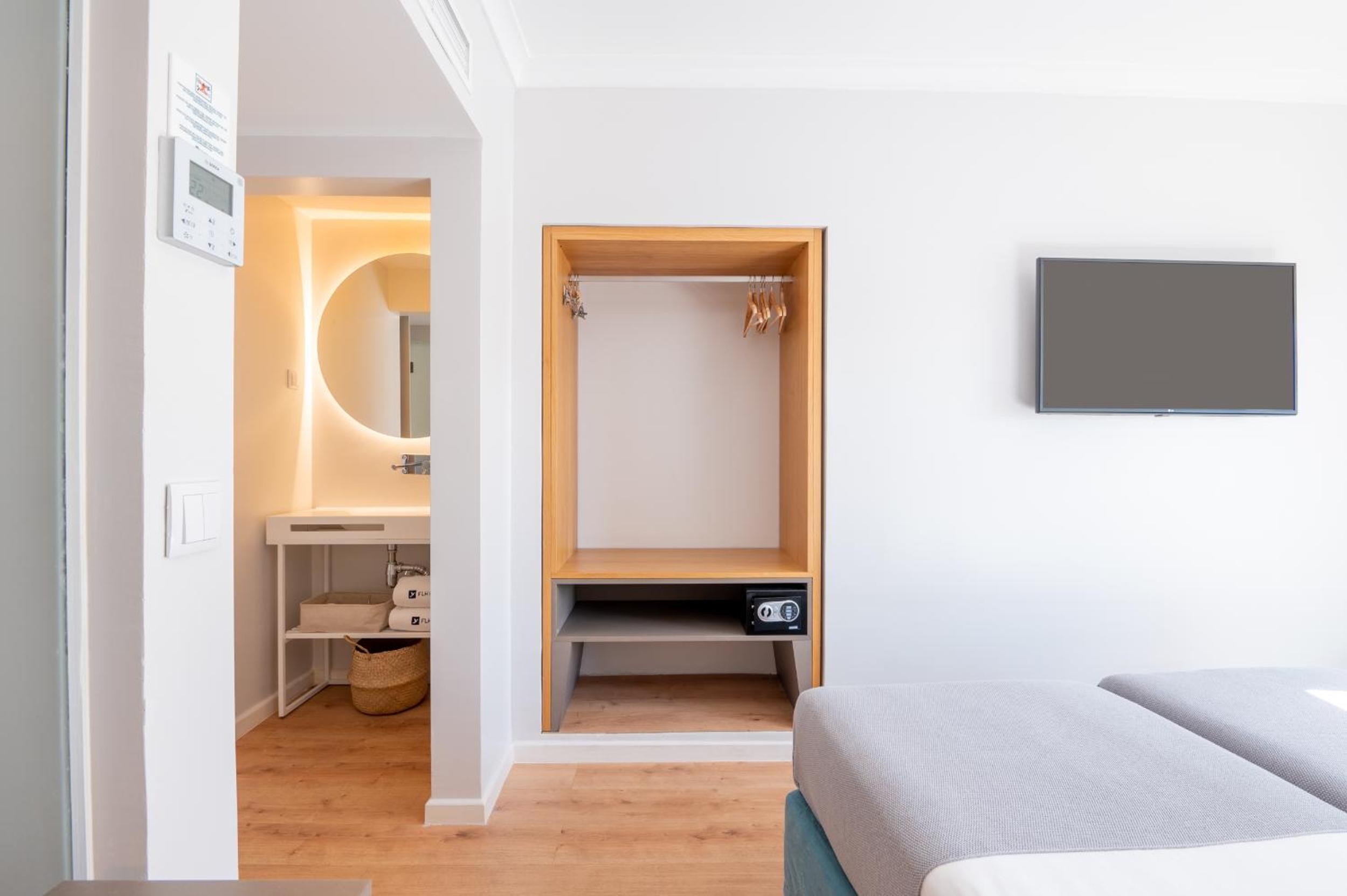 Twin Room - Photo 4