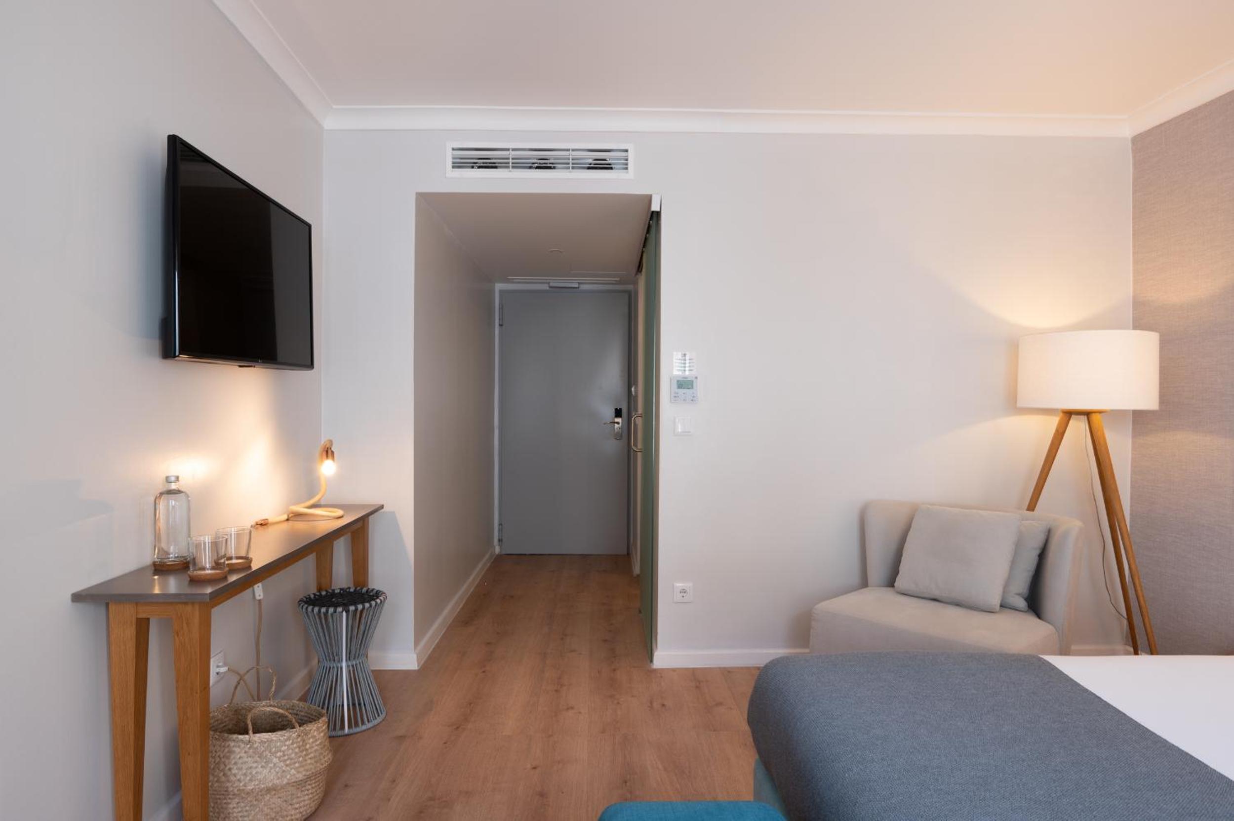 Double Room - Photo 5