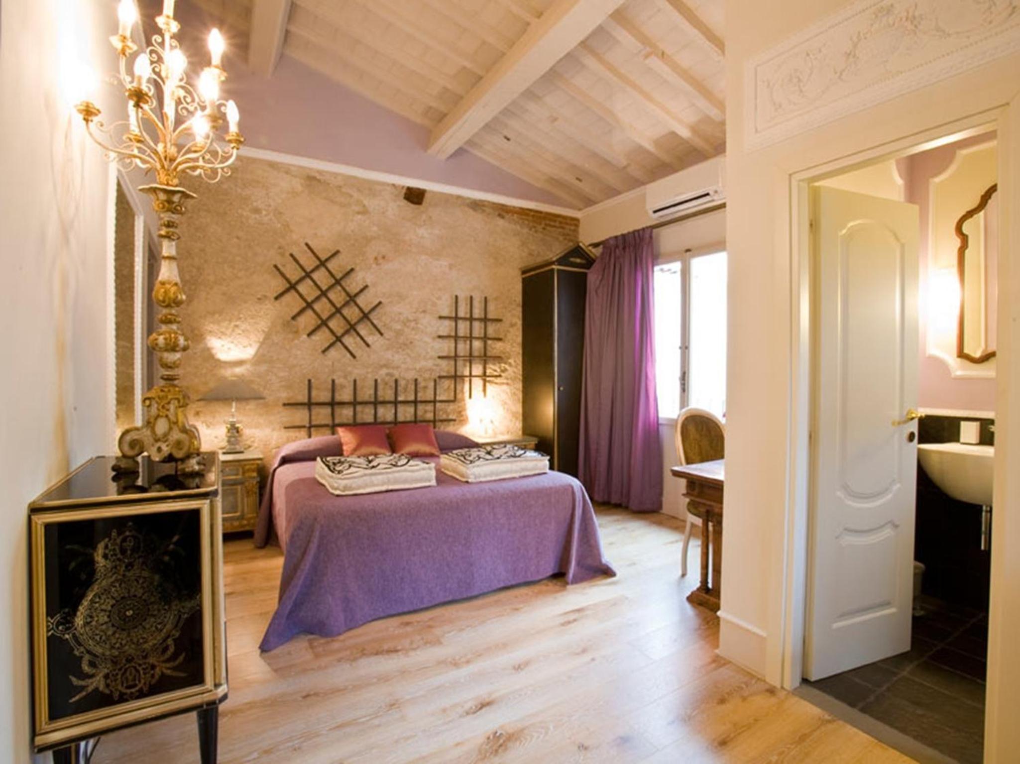 Suite photo 1