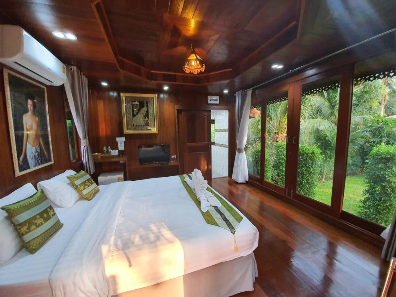 Double Room with Garden View - Photo 17