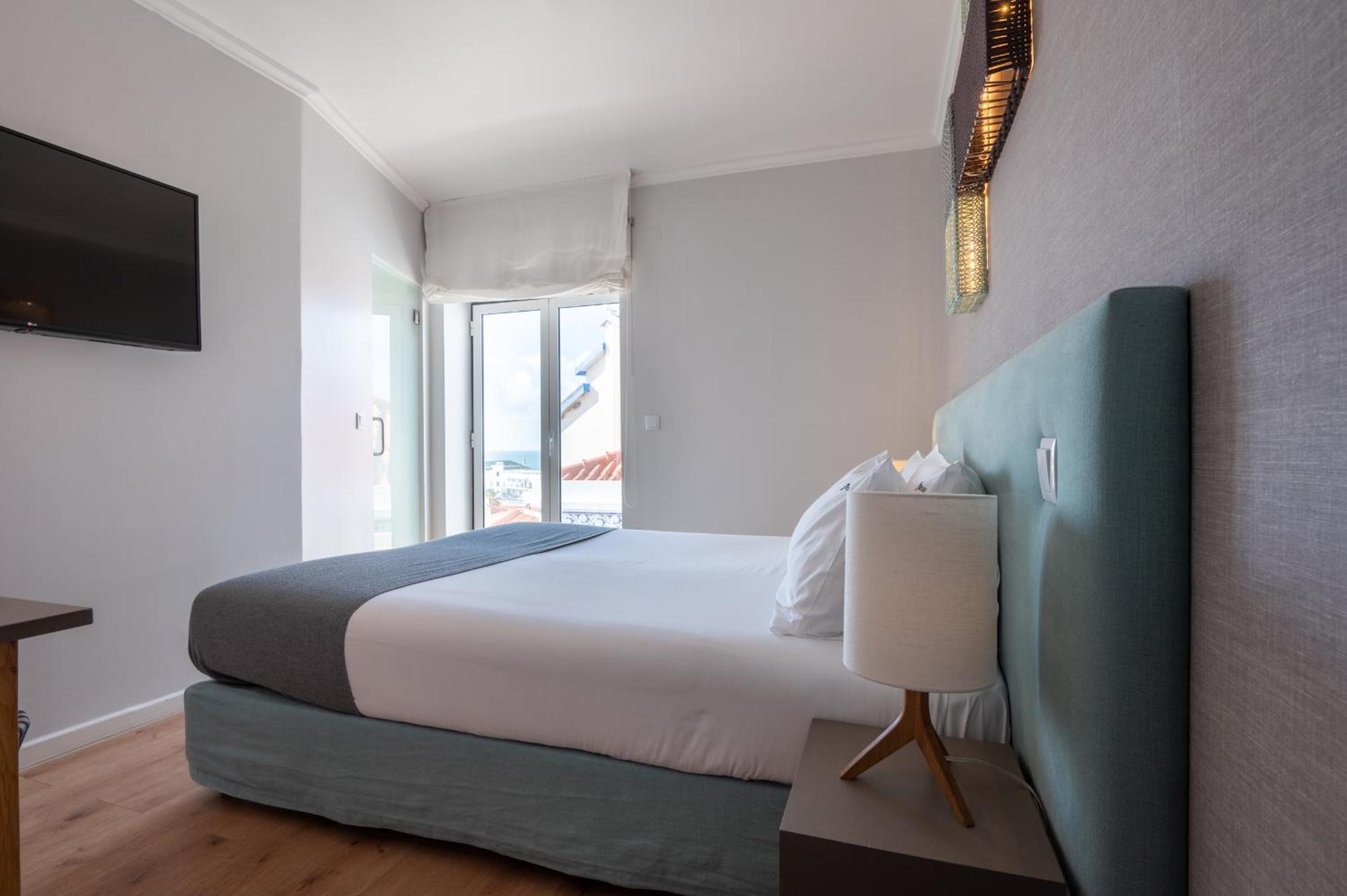 Superior Double Room with View - Photo 3
