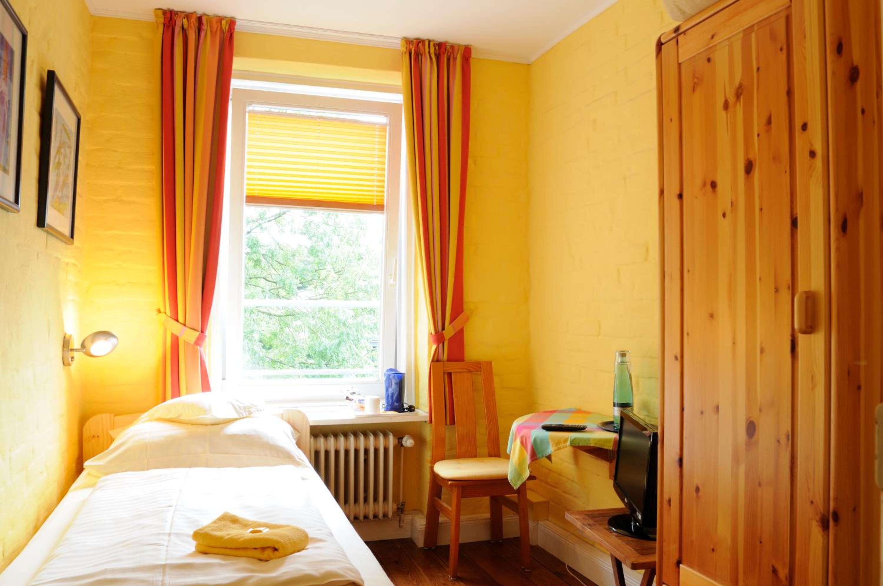 Single Room photo 1