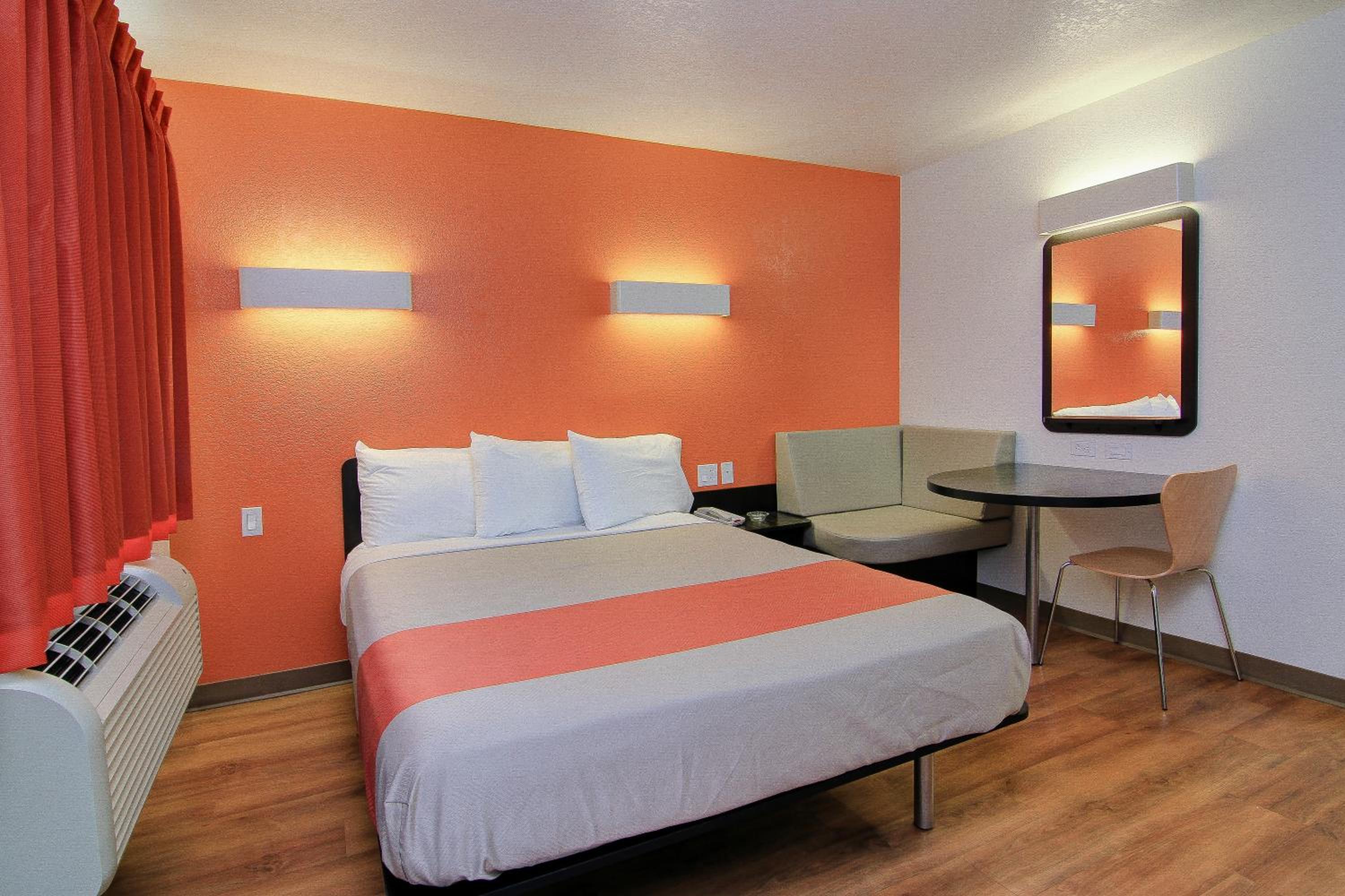 Deluxe Queen Room photo 3