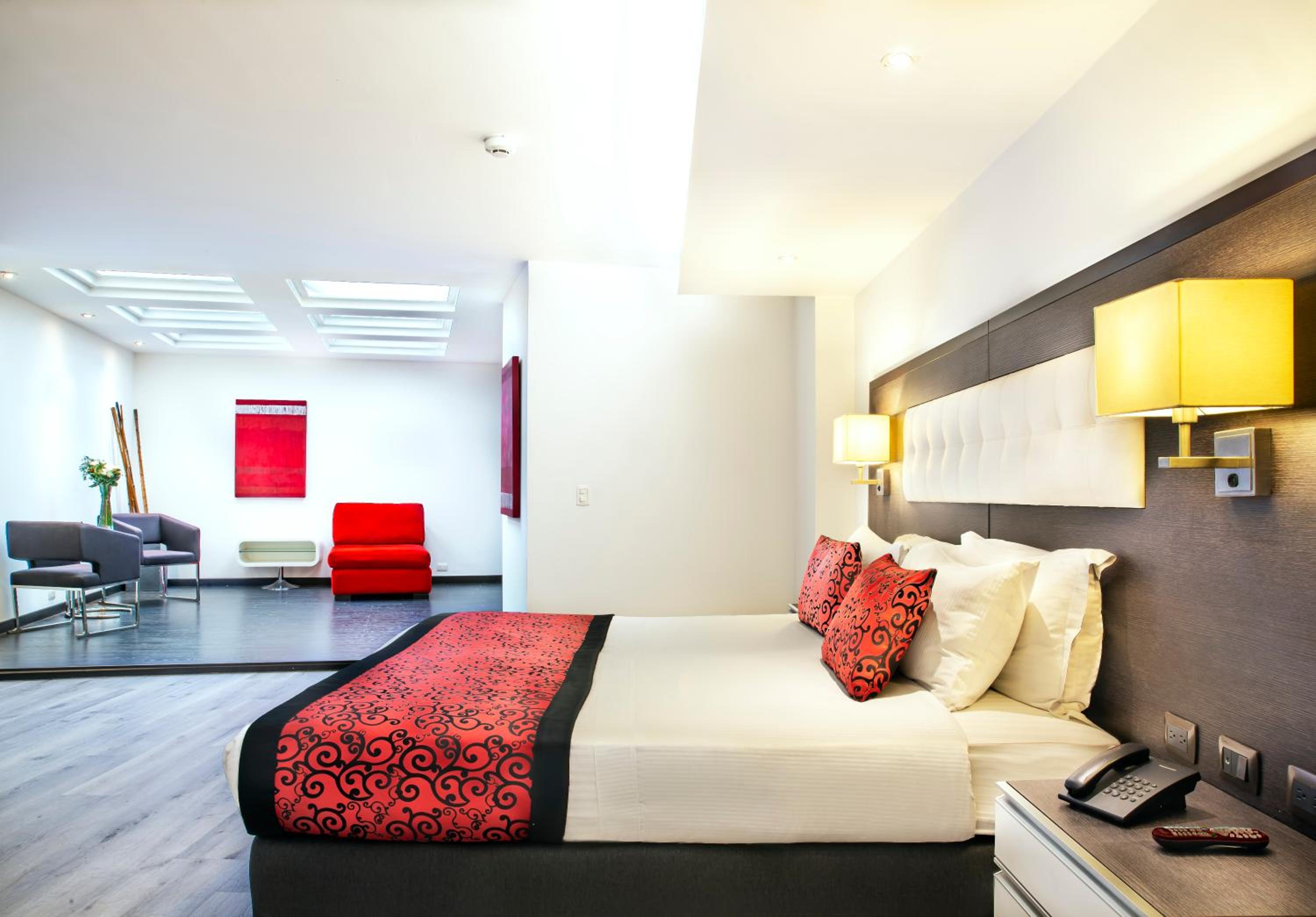 Junior Suite - Photo 1