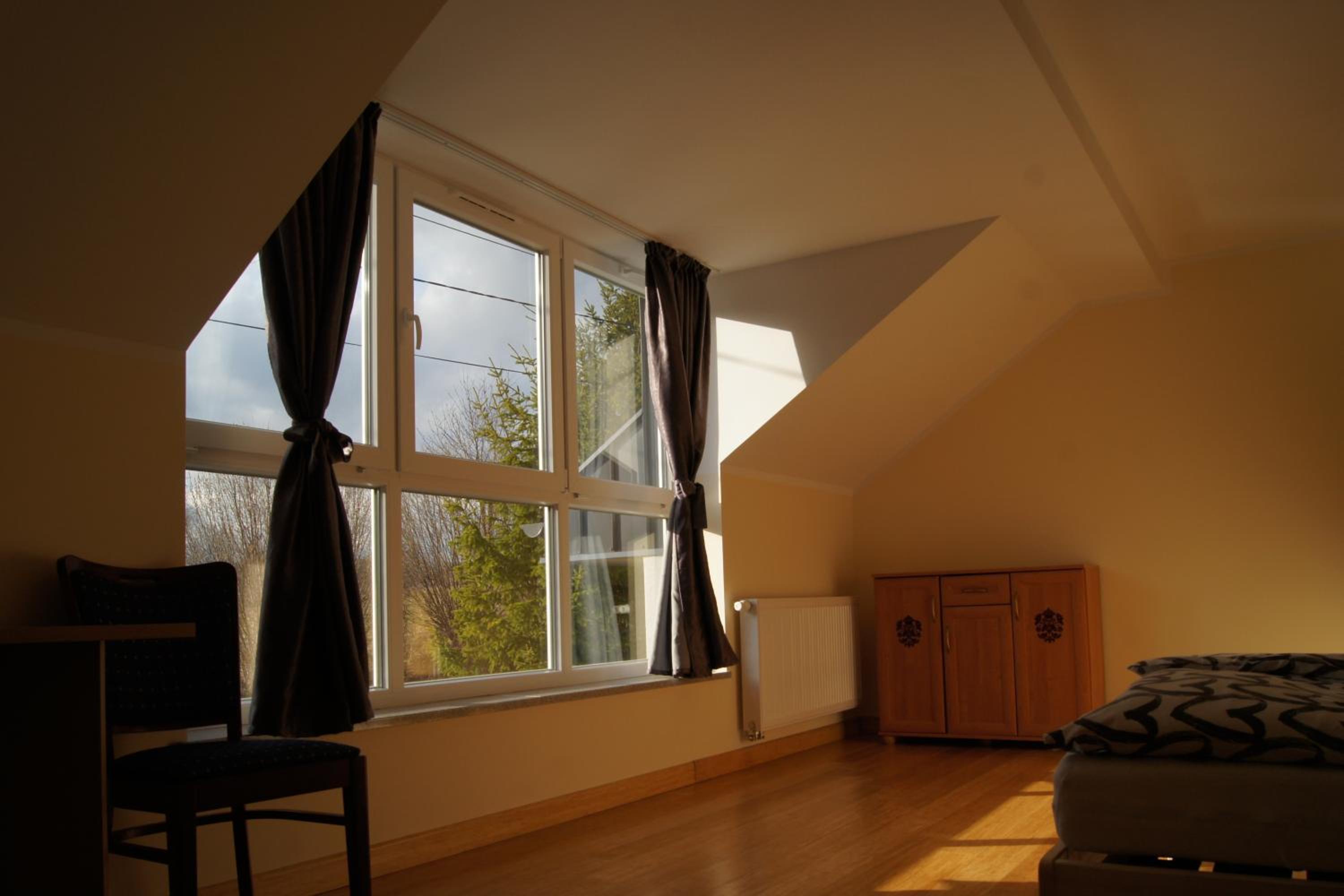 Standard Queen Room - Photo 1