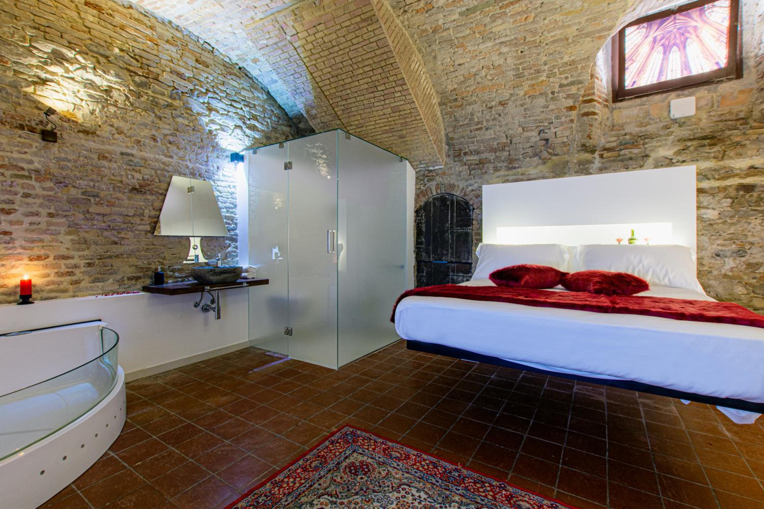 Deluxe Double Room photo 3