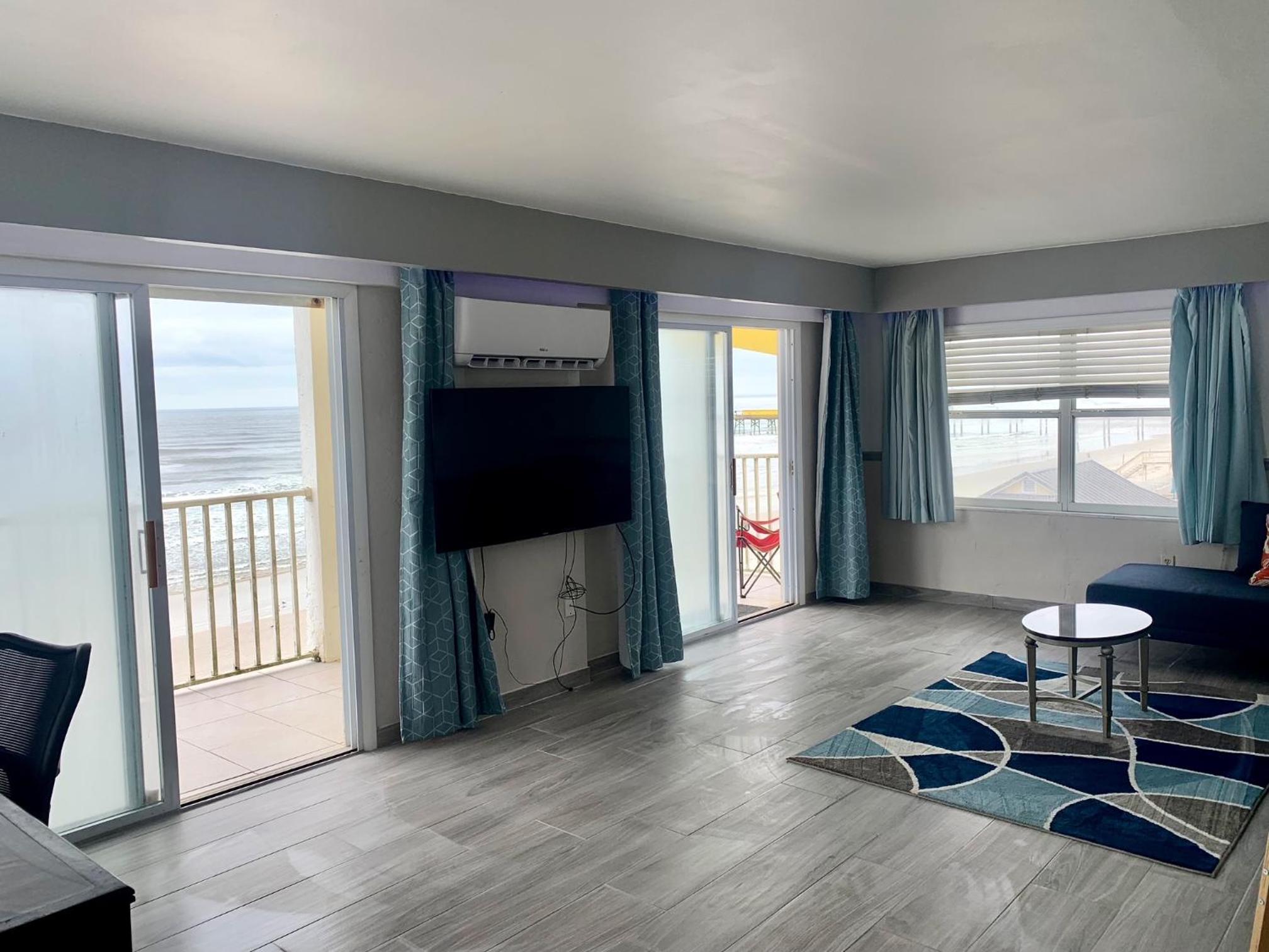 One-Bedroom Suite photo 3