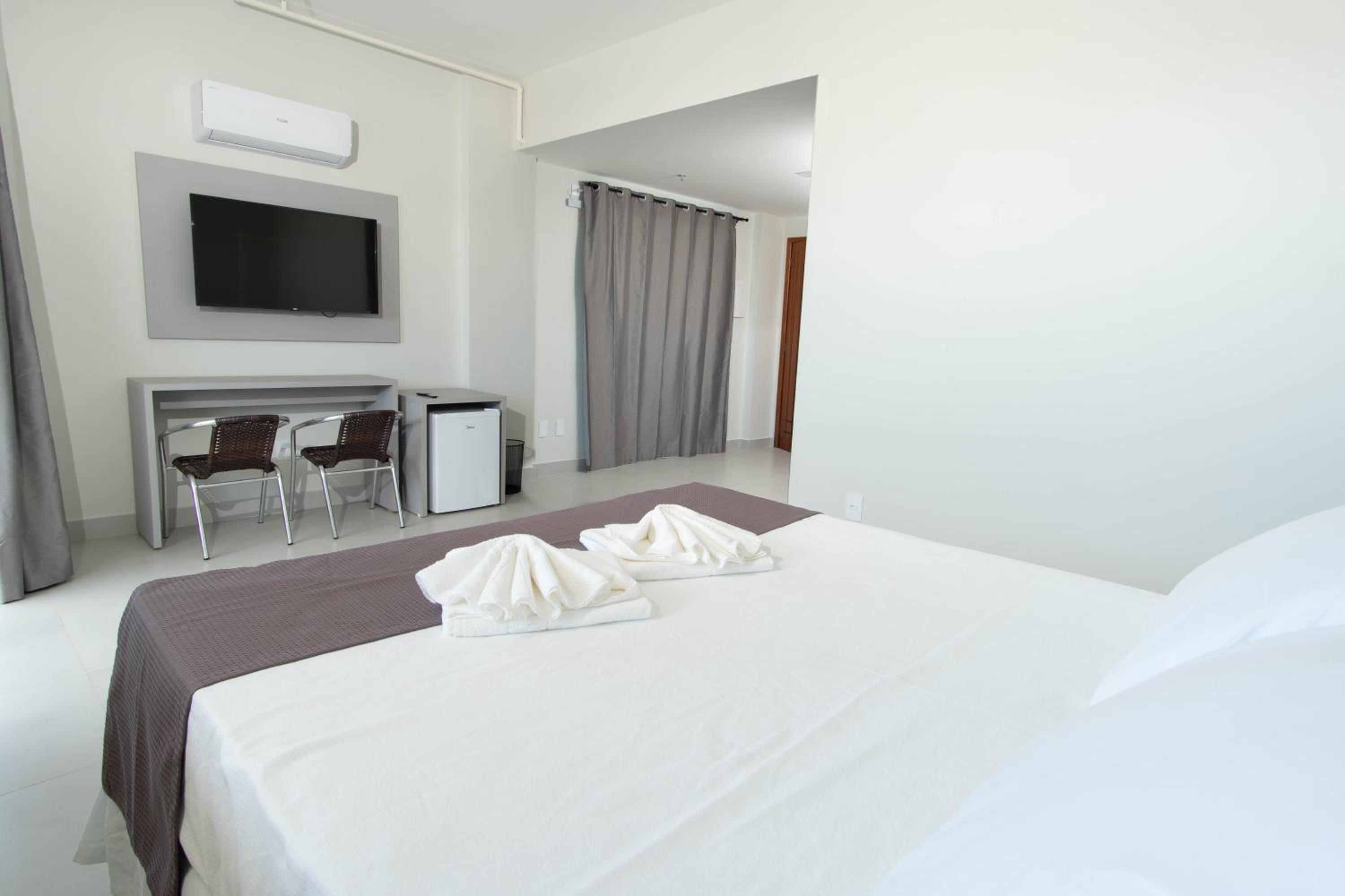 Deluxe Suite with Sea View