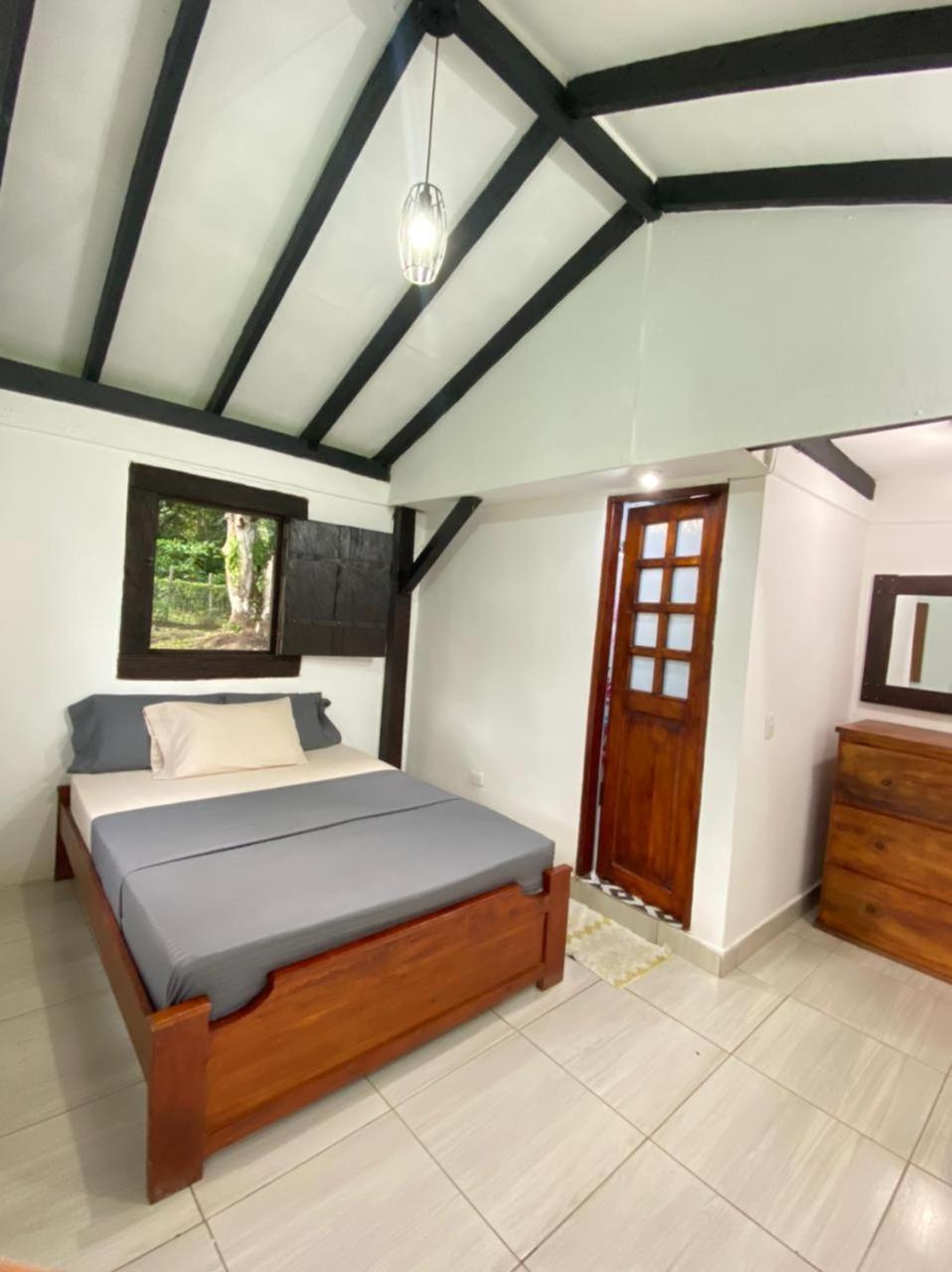 Double Room with Private Bathroom photo 2