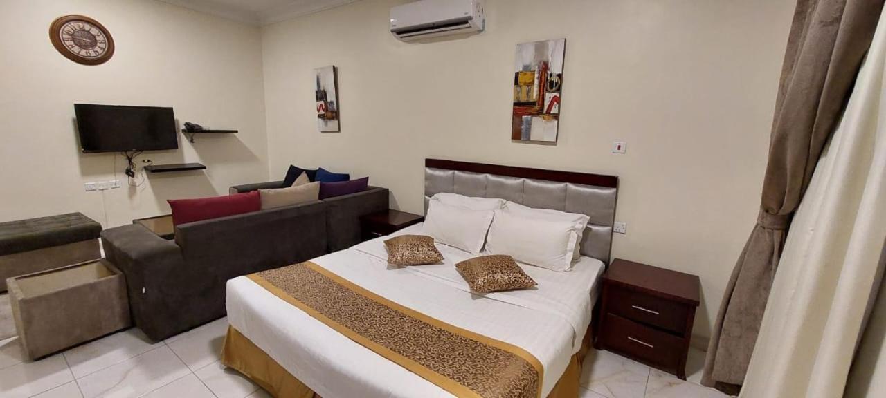 Deluxe Double Or Twin Room photo 3