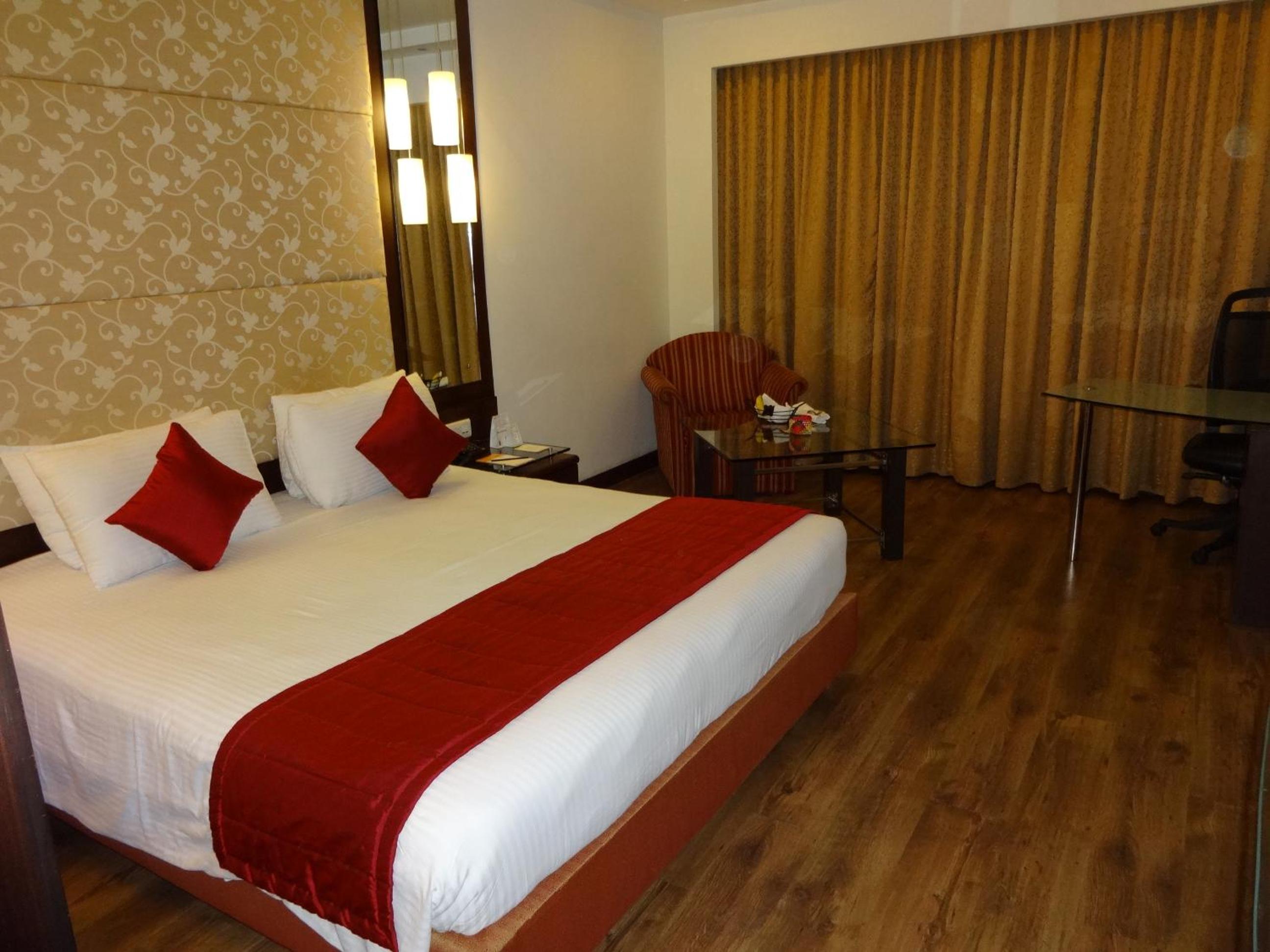Superior Room - Photo 8