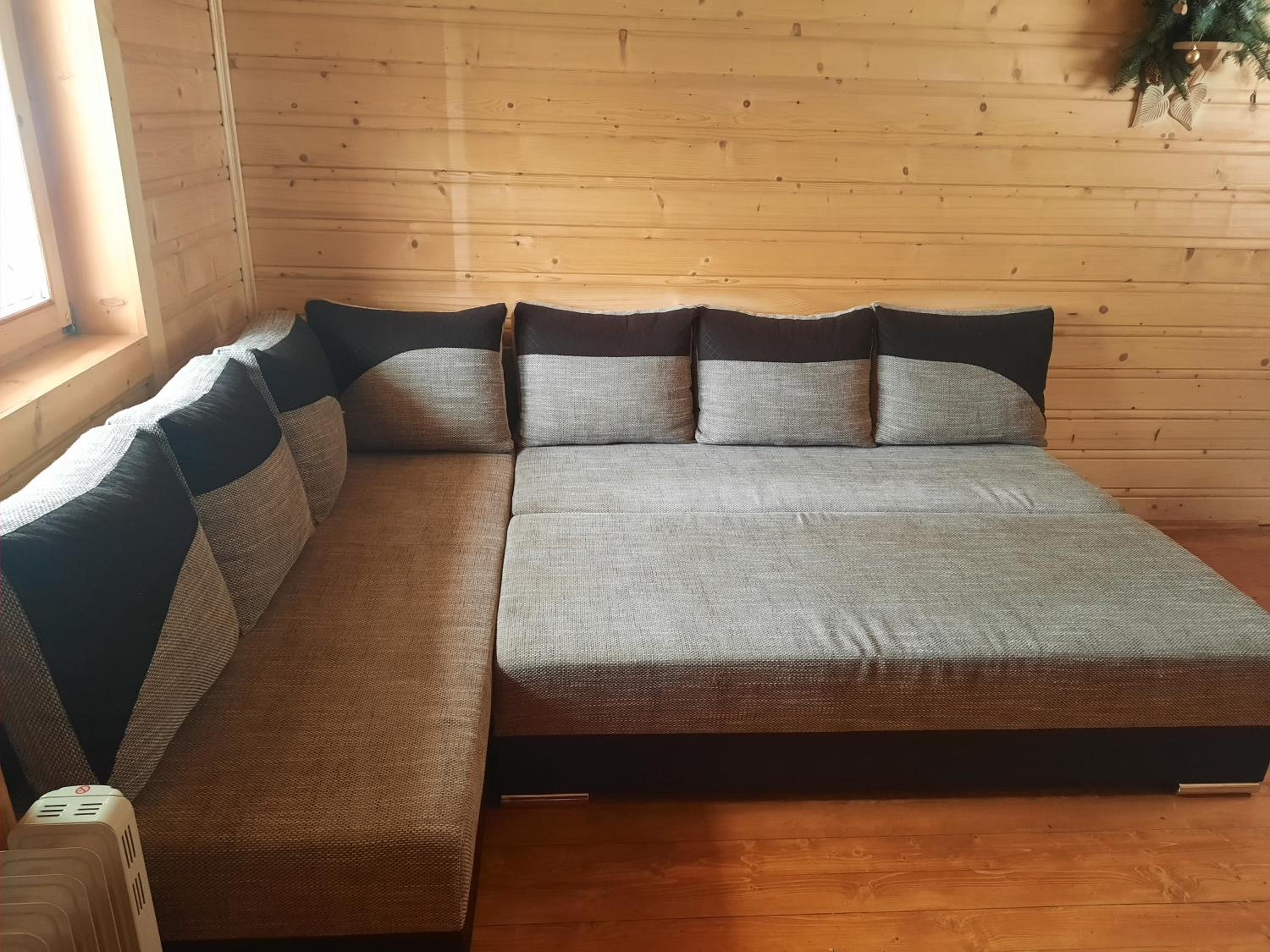 Two-Bedroom House - Photo 4