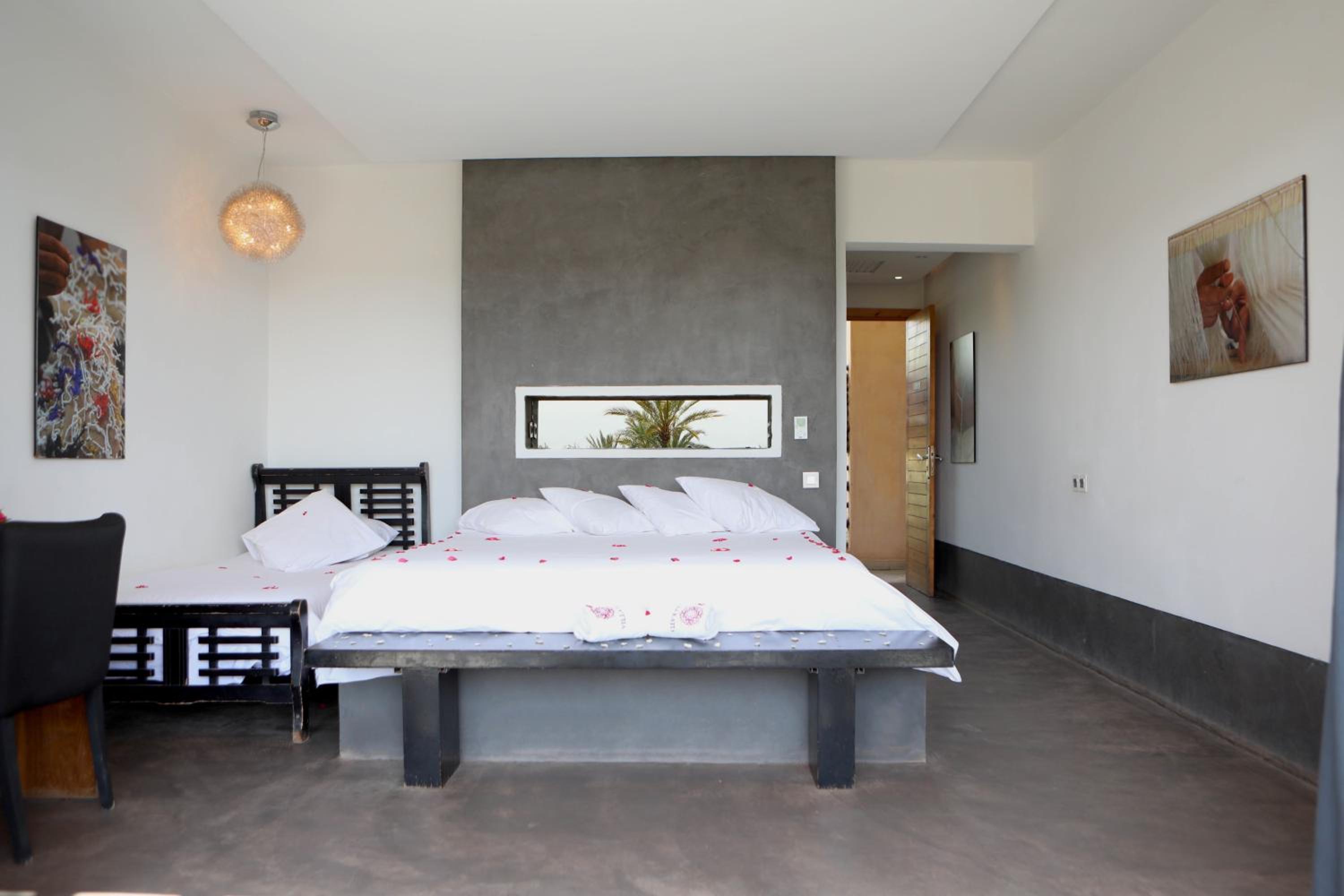 Luxury Triple Room photo 3