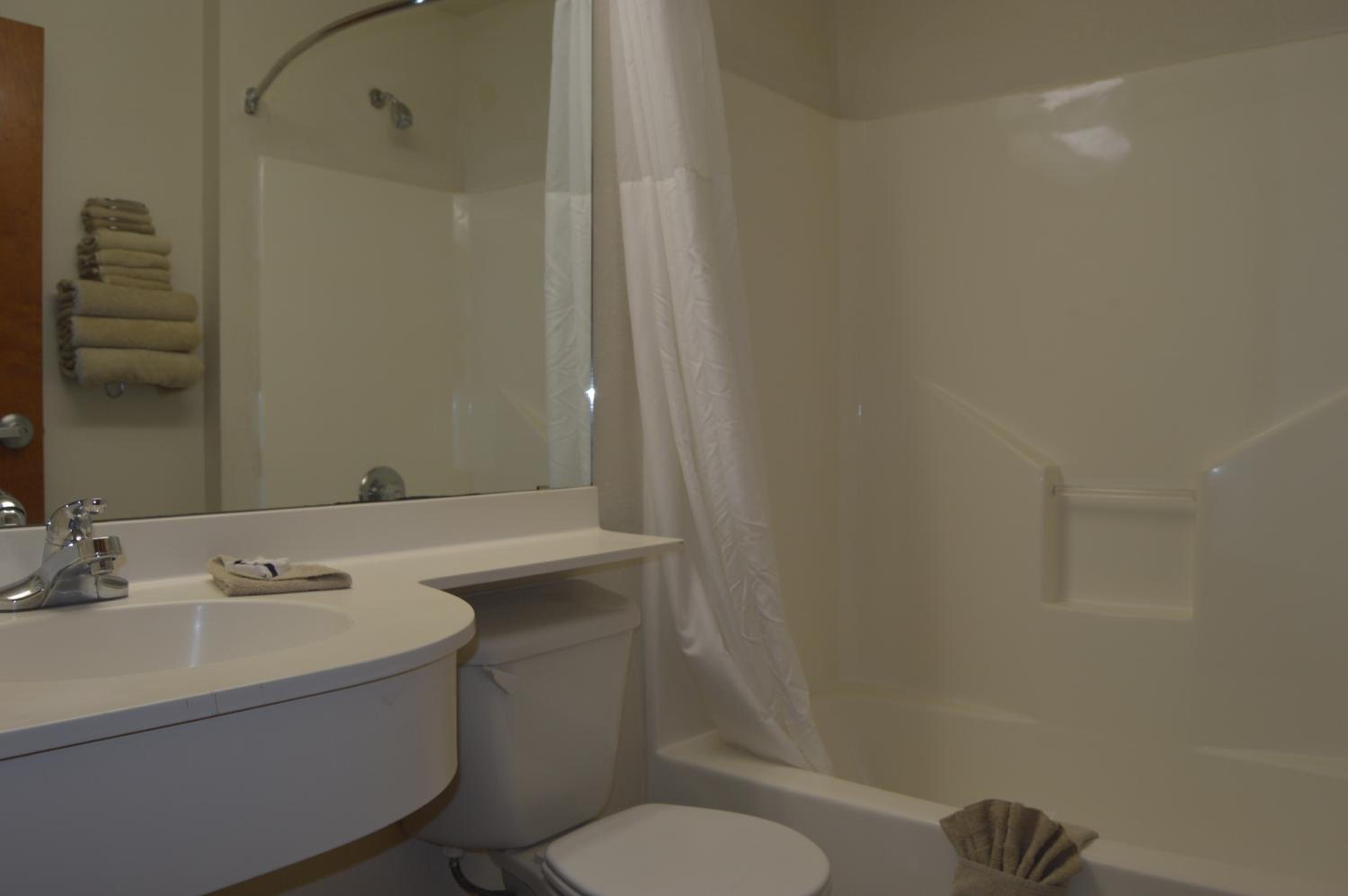 Queen Room - Disability Access/Non-Smoking - Photo 4