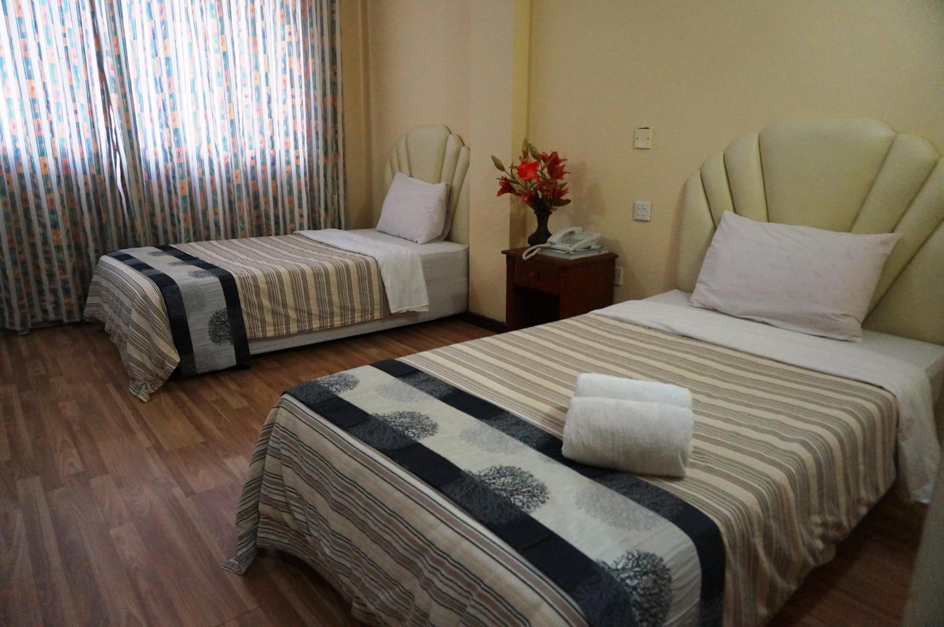 Standard Twin Room photo 3