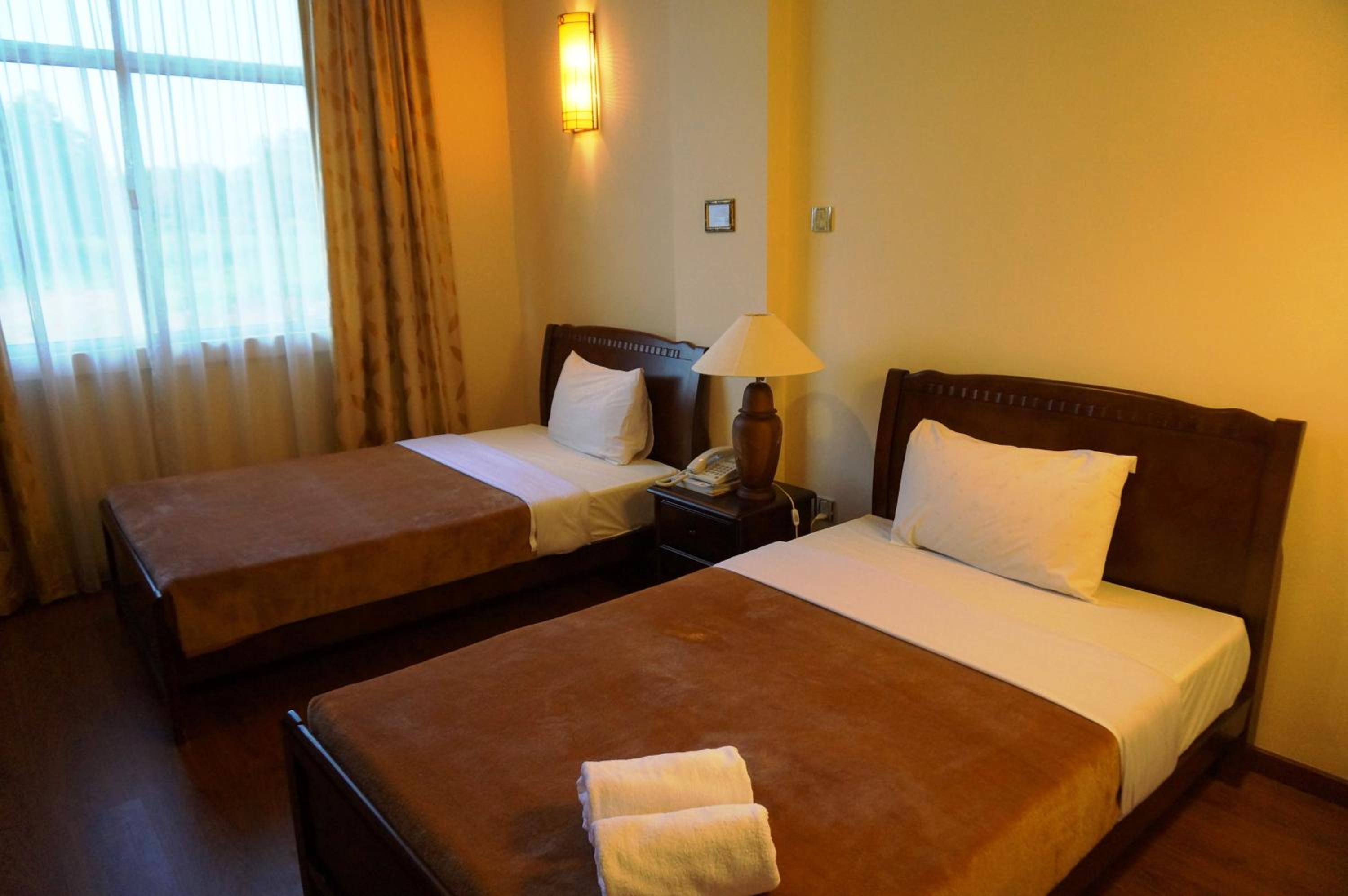 Deluxe Twin Room photo 3