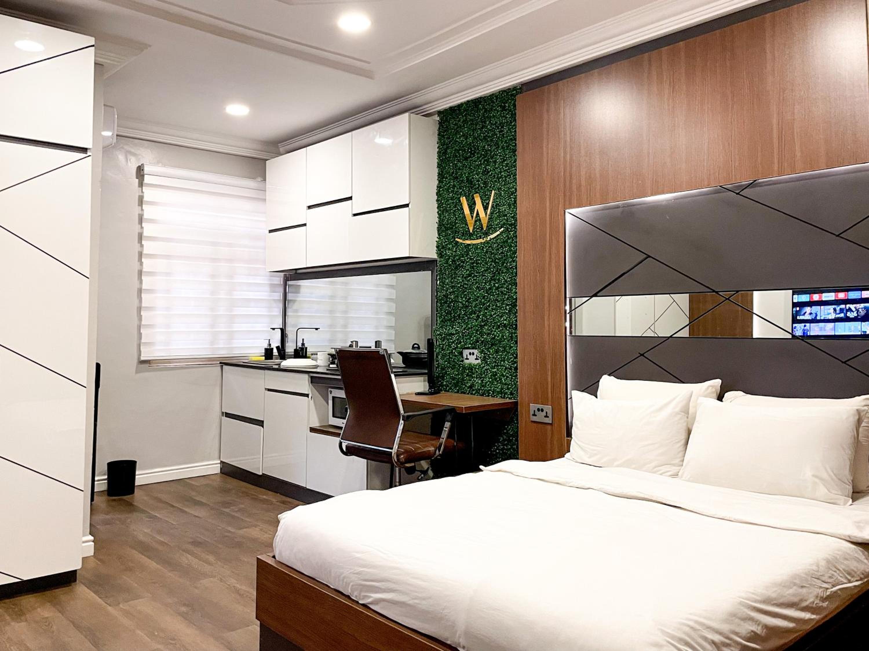 Studio Apartment