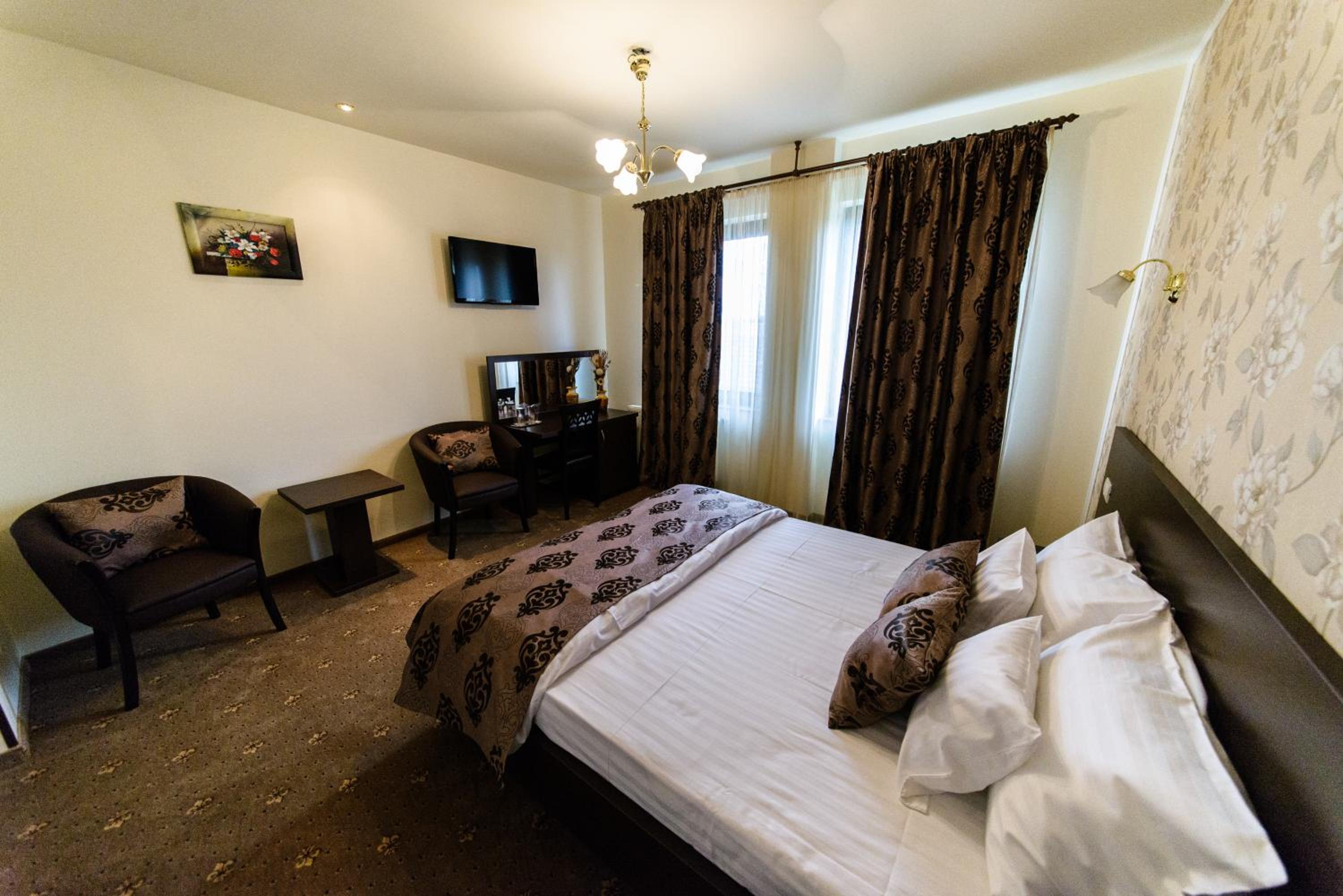 Superior Double Room - Photo 3