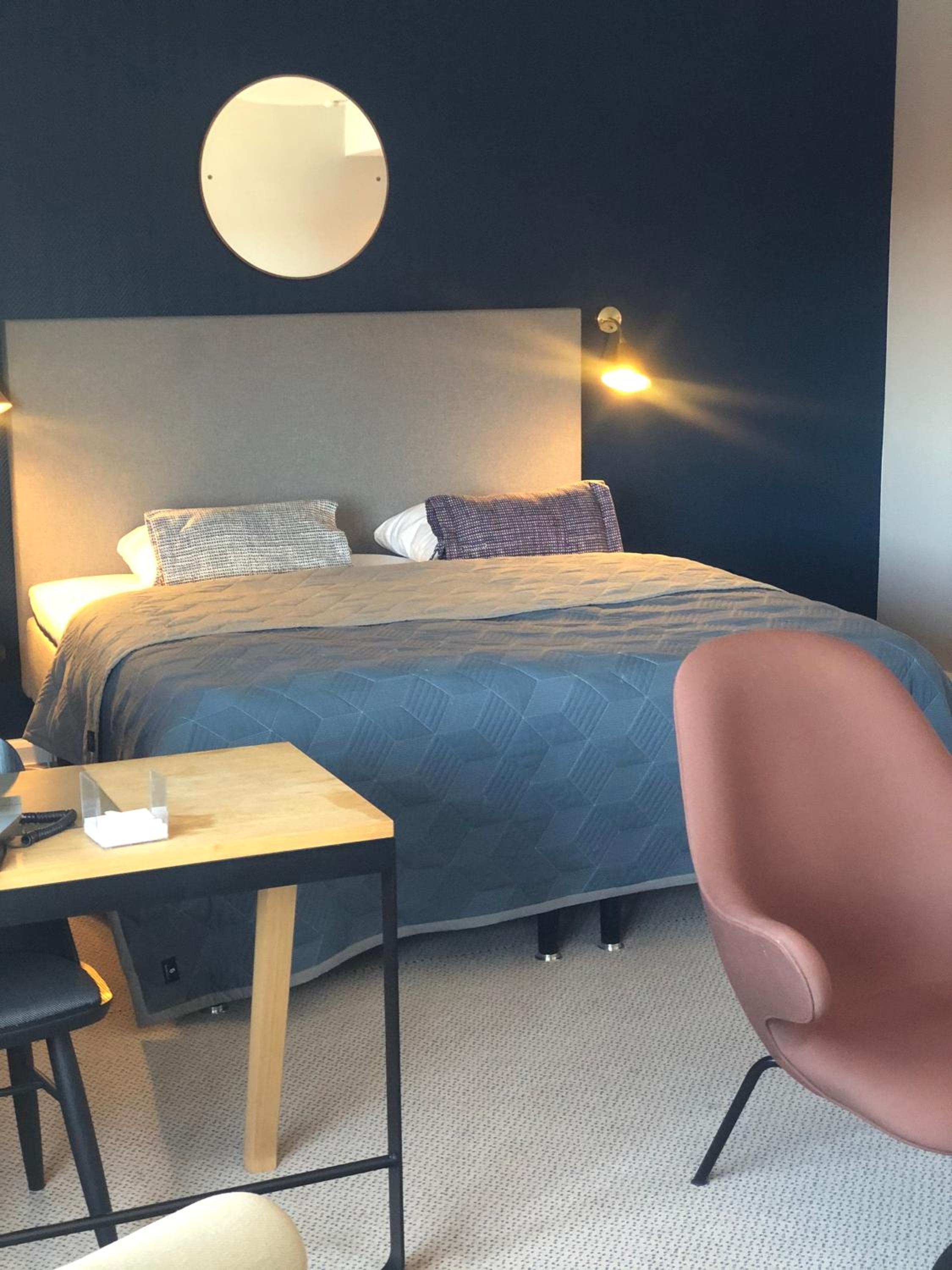 Superior Double or Twin Room with City View - Photo 4