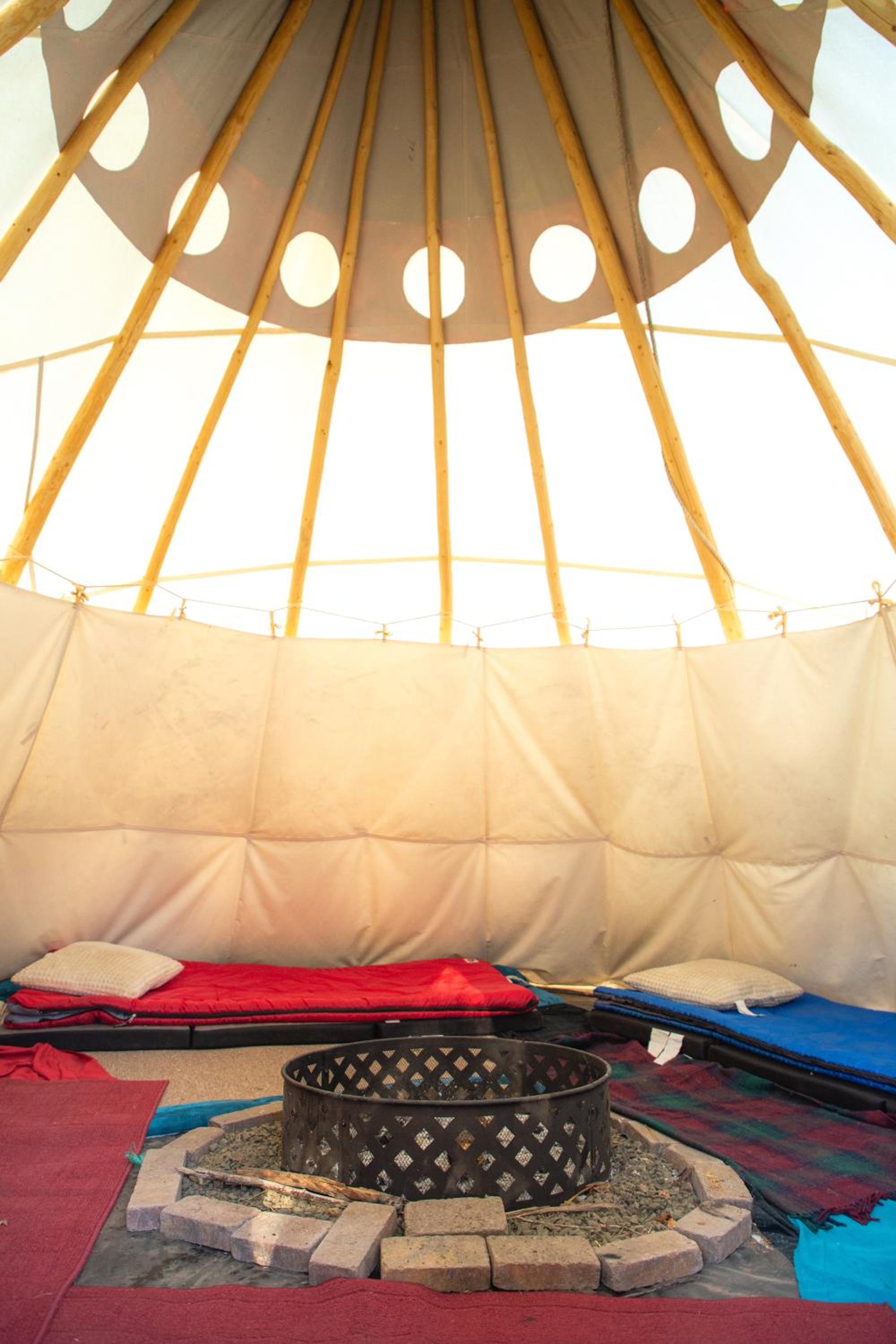 Tent - Photo 15
