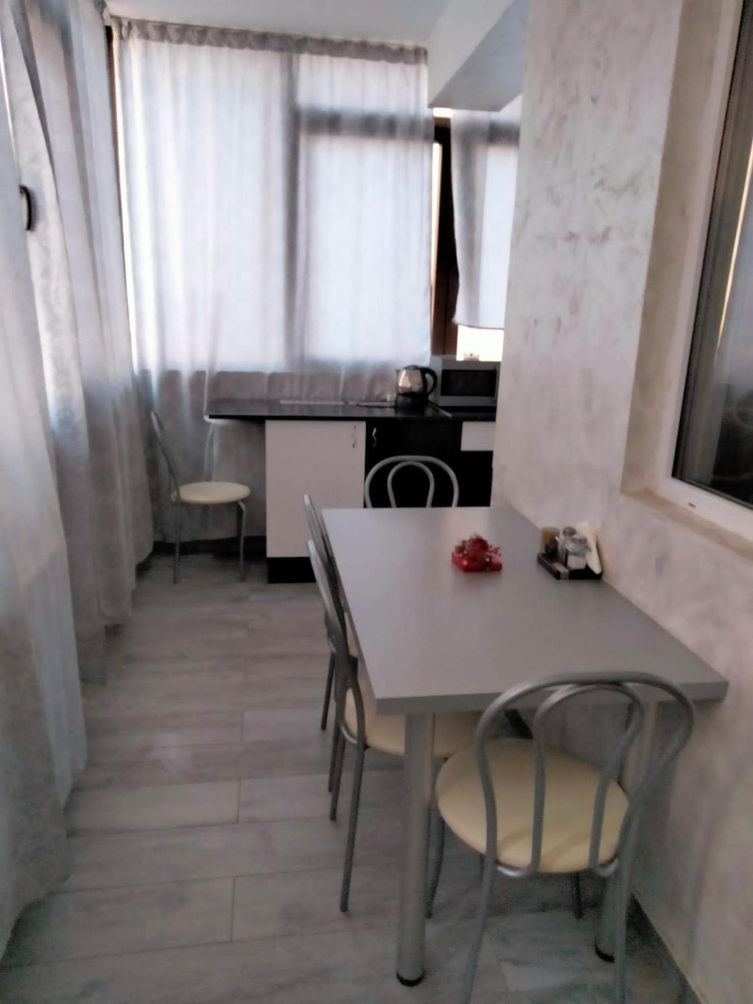 One-Bedroom Apartment - Photo 31