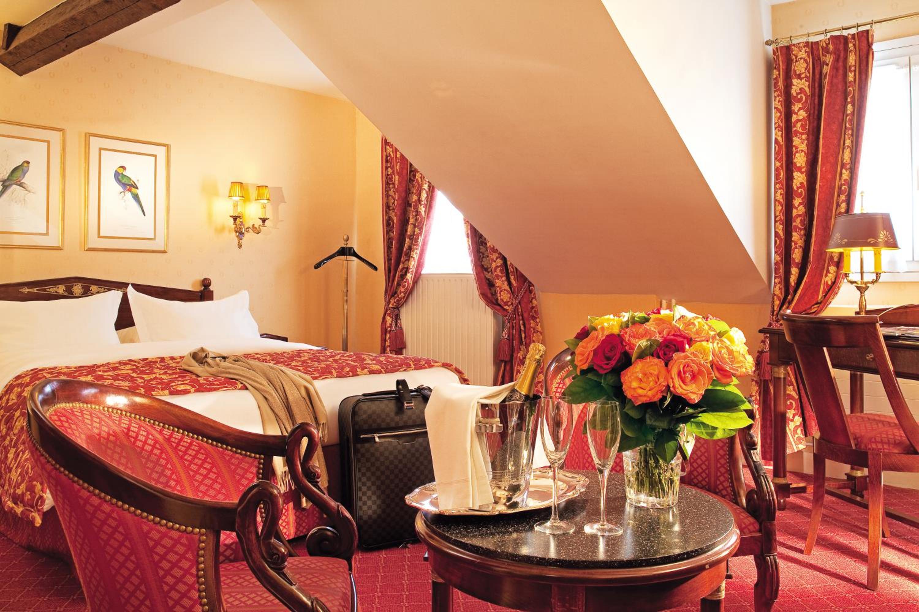 Deluxe Suite photo 1