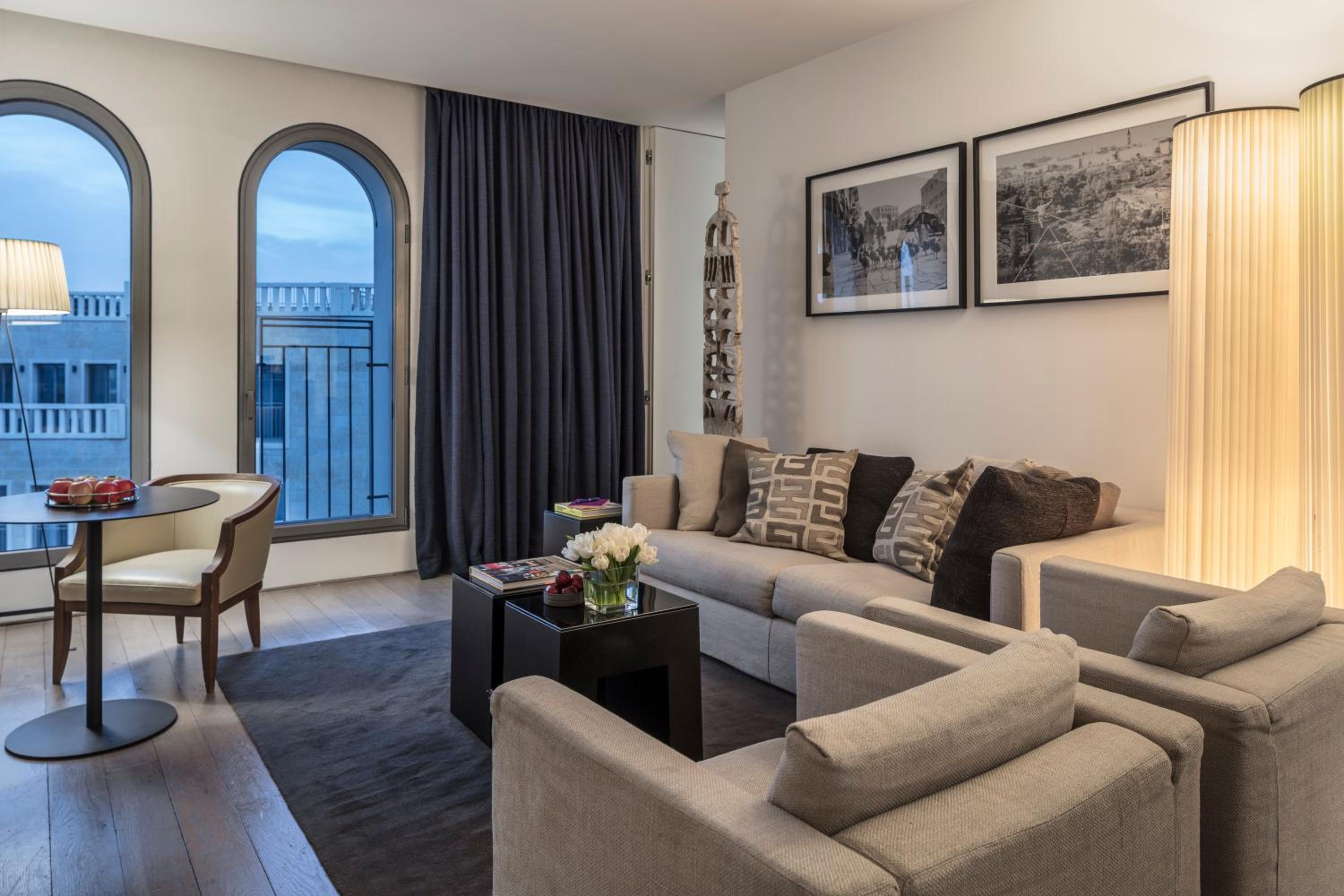 Suite (Non Smoking) photo 1